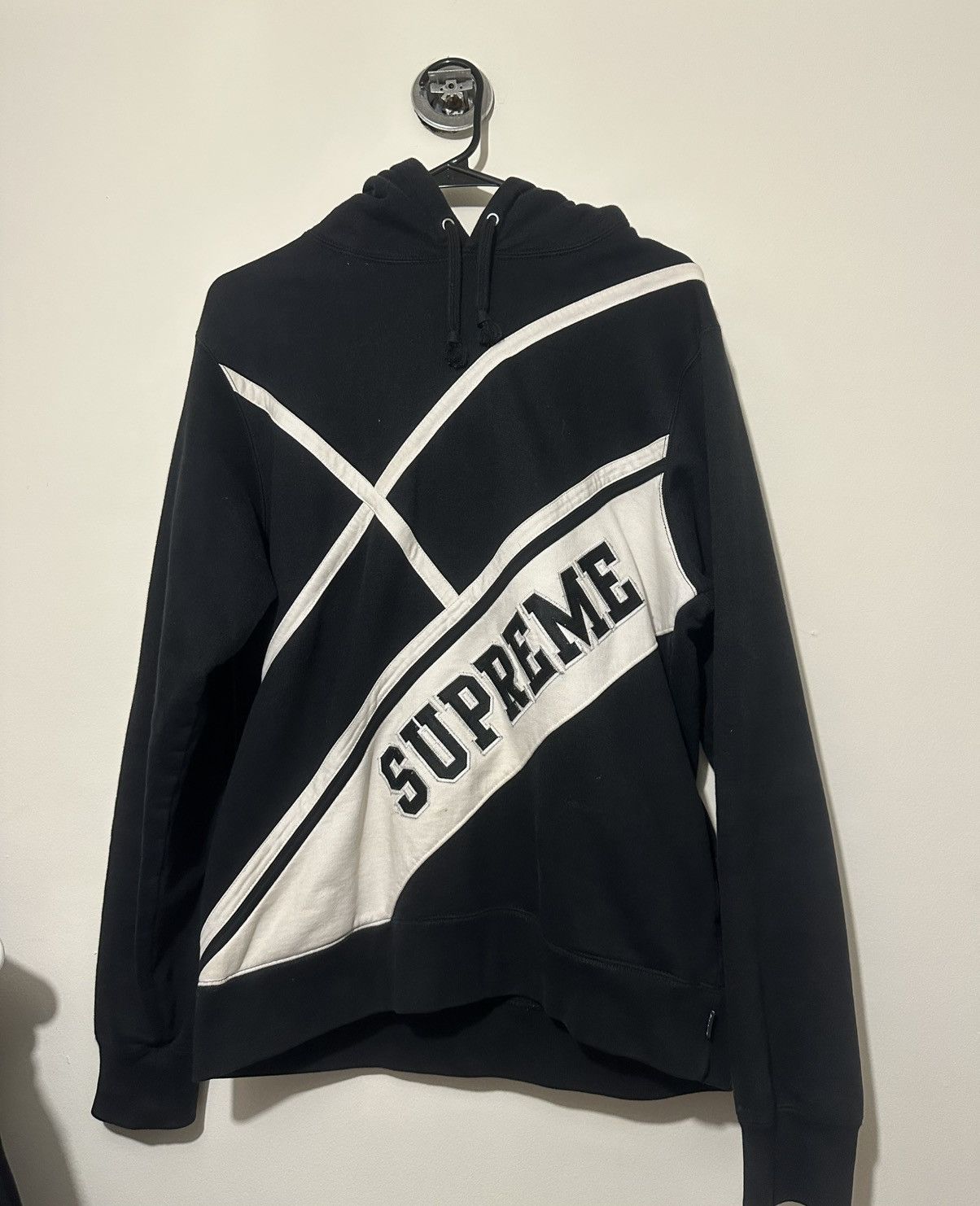 Supreme Black Supreme diagonal Hoodie SS18 Size US M / EU 48-50 / 2 - 1 Thumbnail