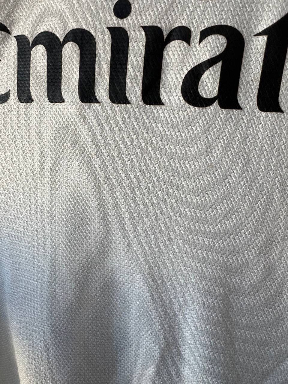 Adidas 2018/19 REAL MADRID HOME SOCCER JERSEY FOOTBALL SHIRT SIZE S Size US S / EU 44-46 / 1 - 7 Thumbnail