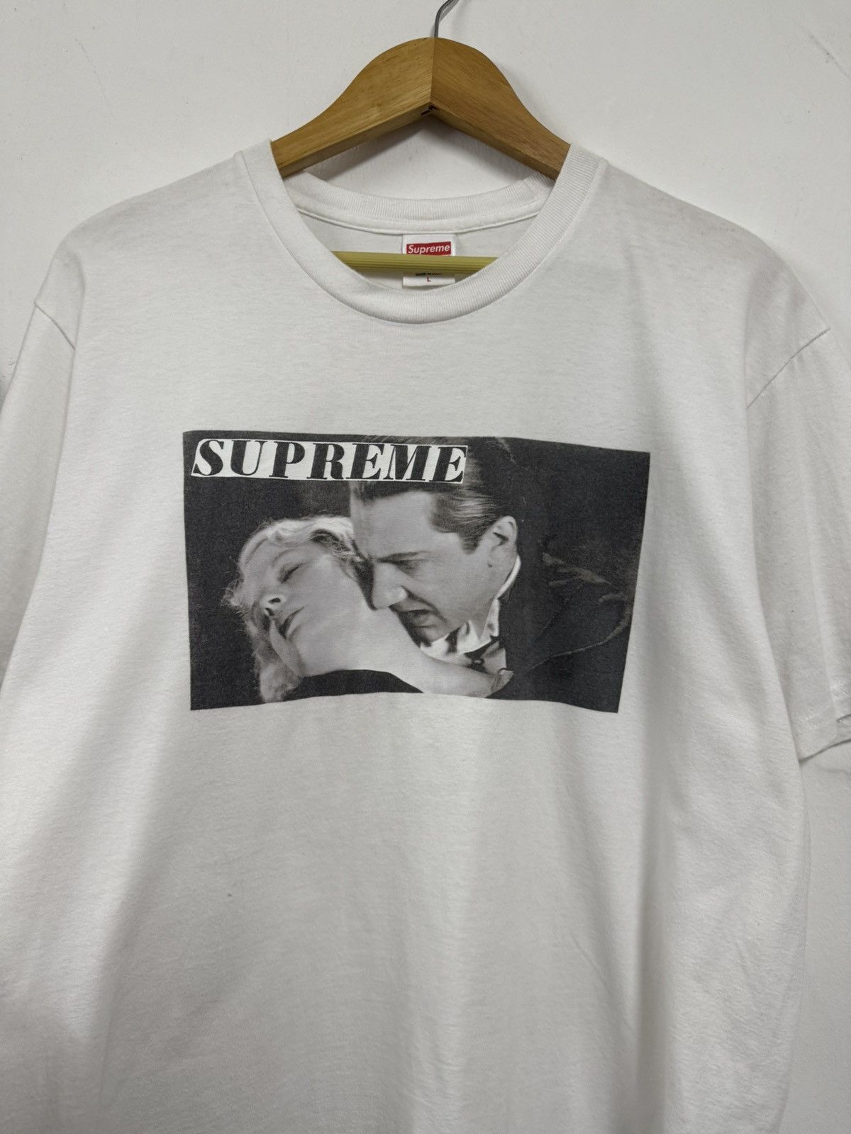 Supreme SUPREME BELA LUGOSI S/S 19 HORROR VTG MOVIE BRAND TSHIRT Size US L / EU 52-54 / 3 - 2 Thumbnail
