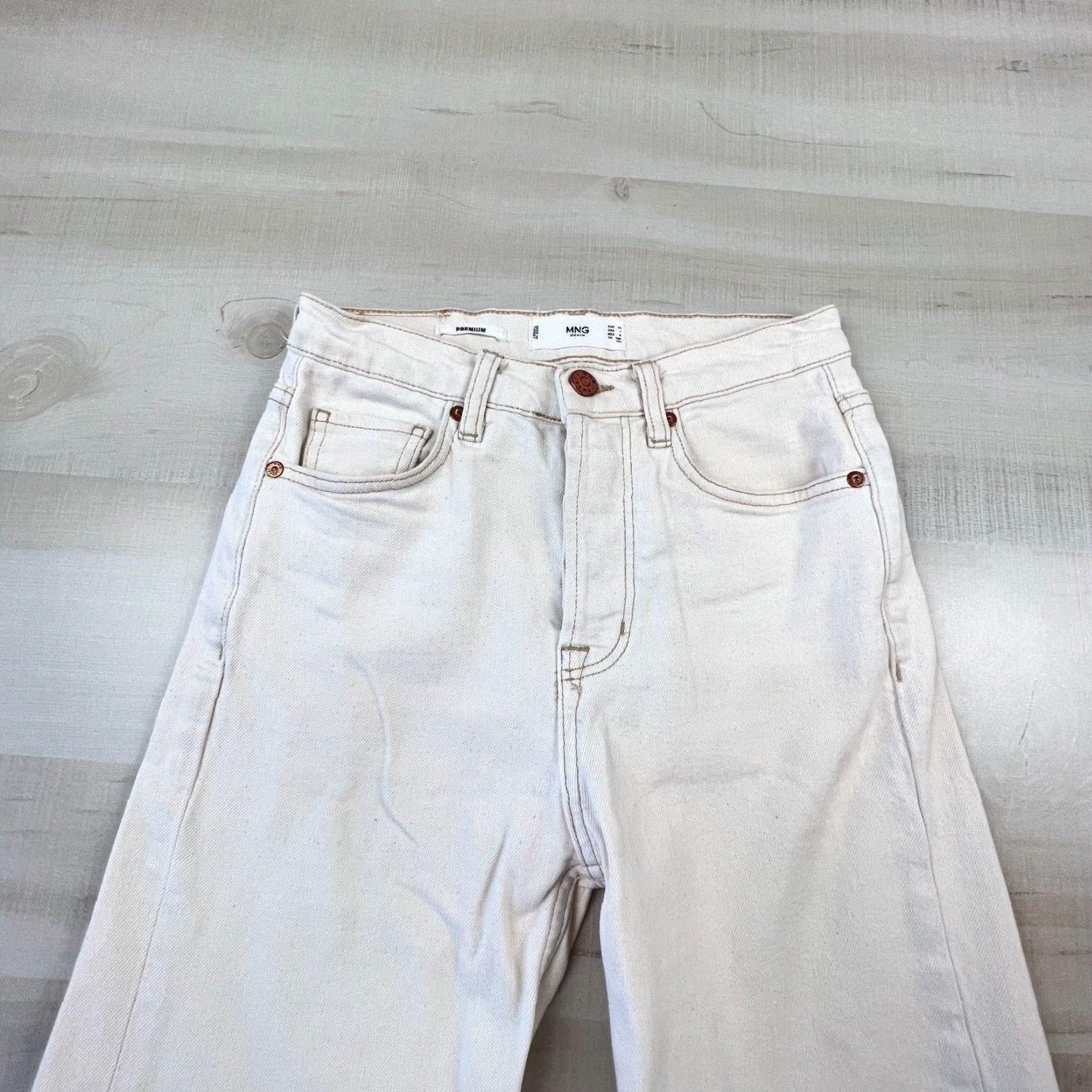 Vintage MNG Junior High Waist Straight Leg Jeans Cream Womens Size 1 Size 25" / US 0 / IT 36 - 2 Thumbnail