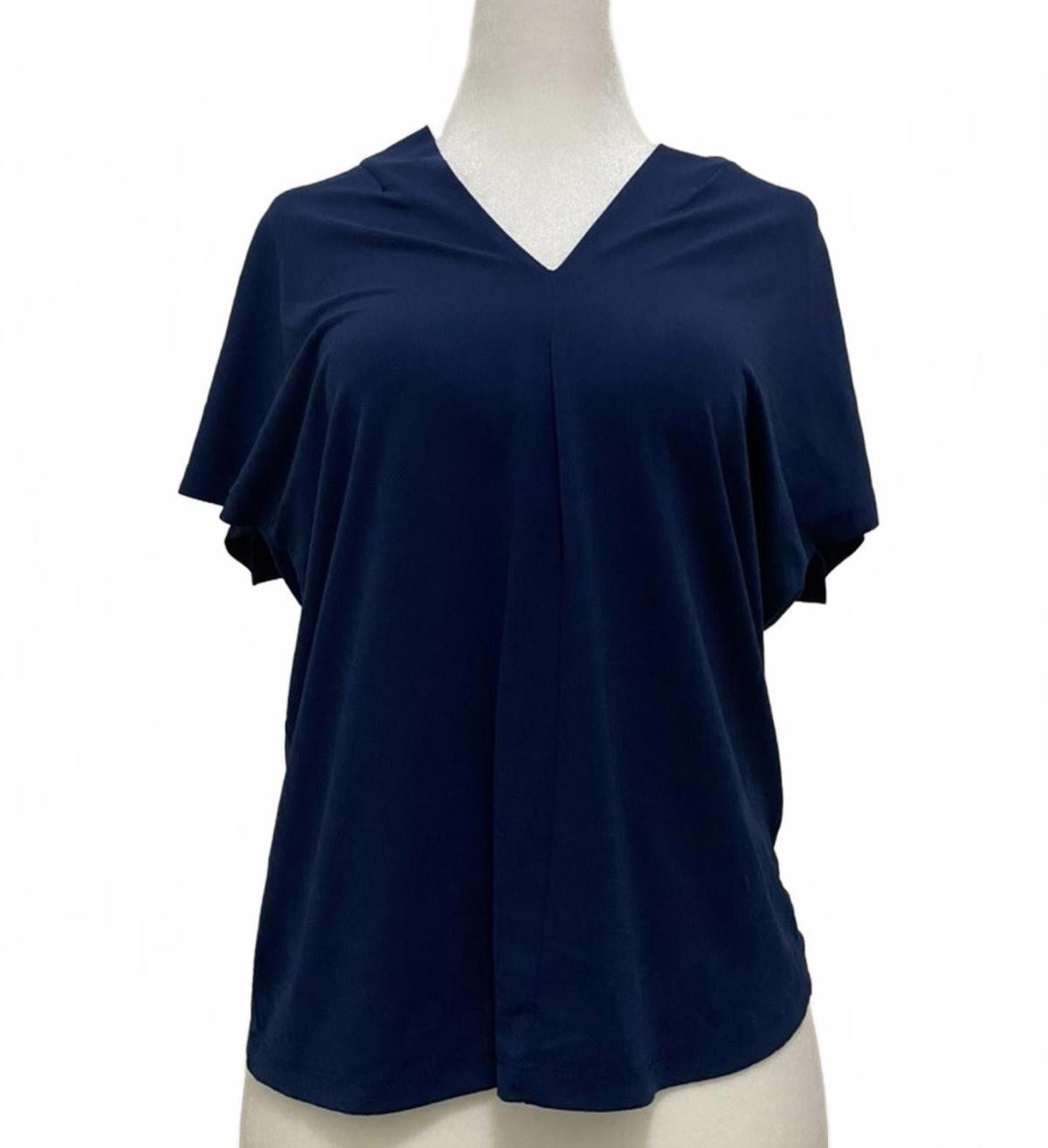 H&M H&M Loose Fit Blouse in Navy Blue (SMALL) Size S / US 4 / IT 40 - 1 Thumbnail