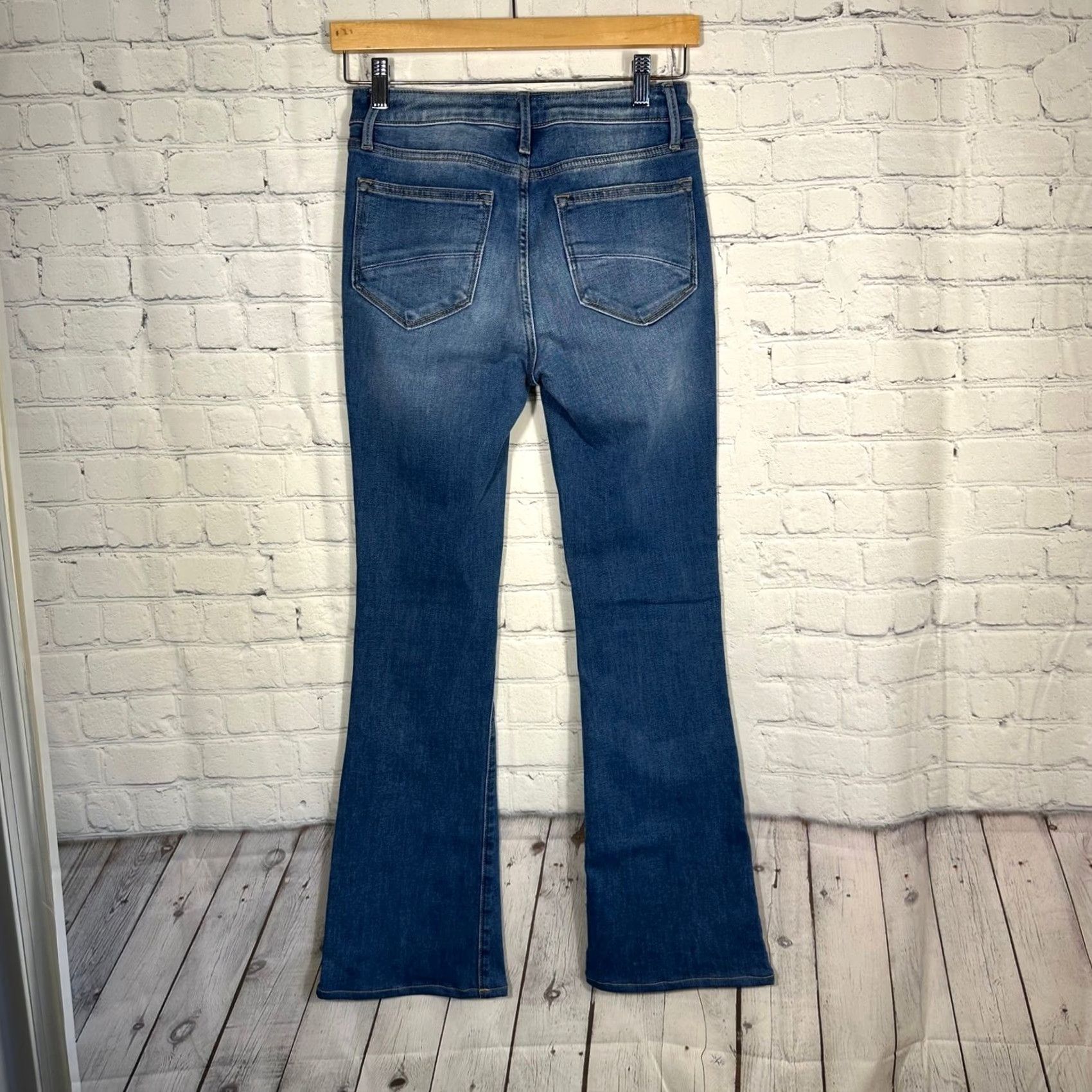 Vintage VINTAGE? Driftwood Rosie Classic Fit Flare Jeans Medium Wash High Rise Front Pocket 25x34 Womens Jeans Virginia? Size 42" / US 20 - 6 Thumbnail
