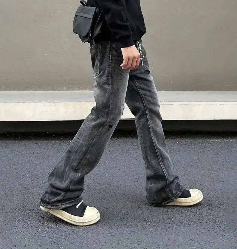 Japanese Brand Black Ripped Straight Leg Jeans Size US 32 / EU 48 - 3 Thumbnail