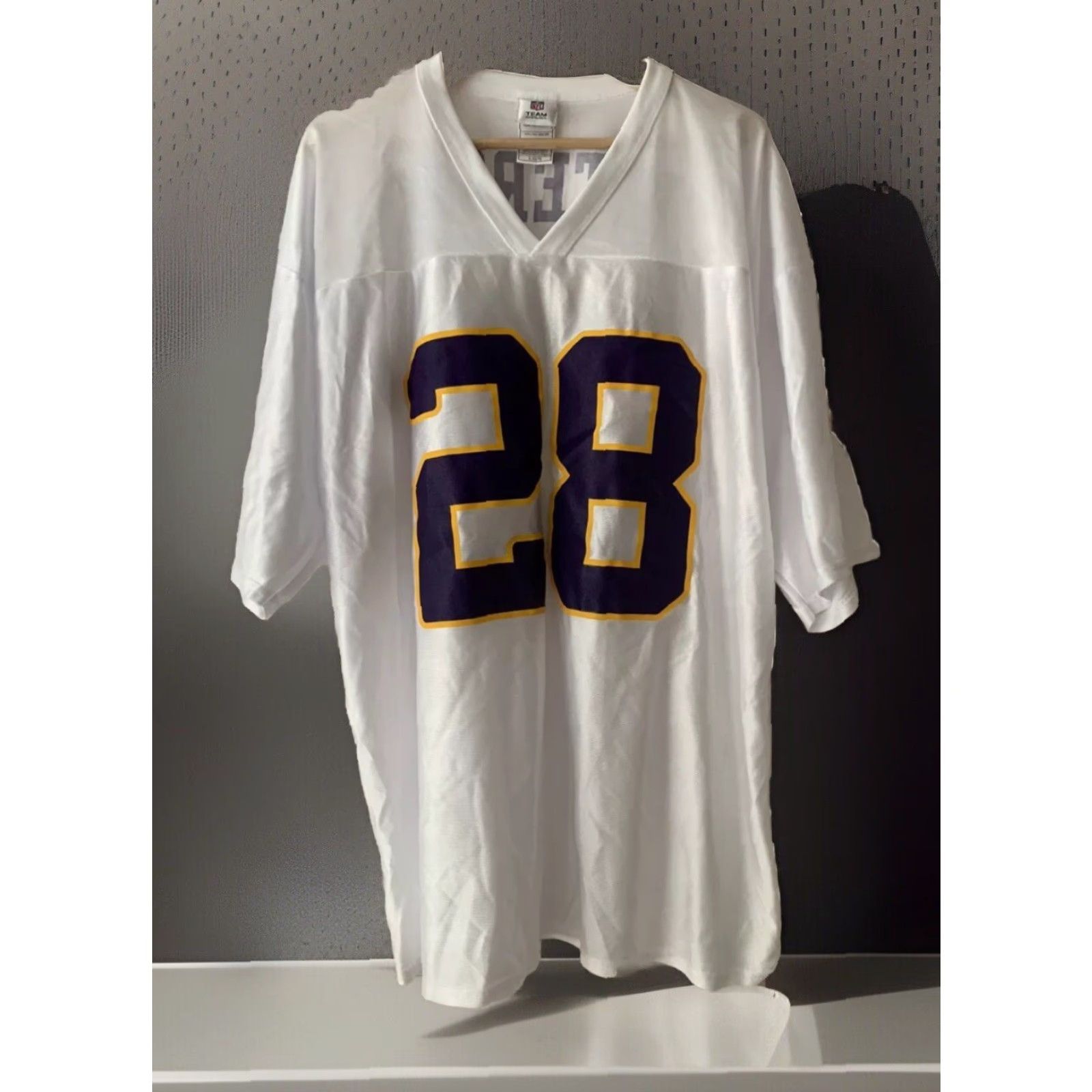 NFL NFL Team Apparel Minnesota Vikings #28 Adrian Peterson White Jersey Men's Size M Size US M / EU 48-50 / 2 - 2 Thumbnail