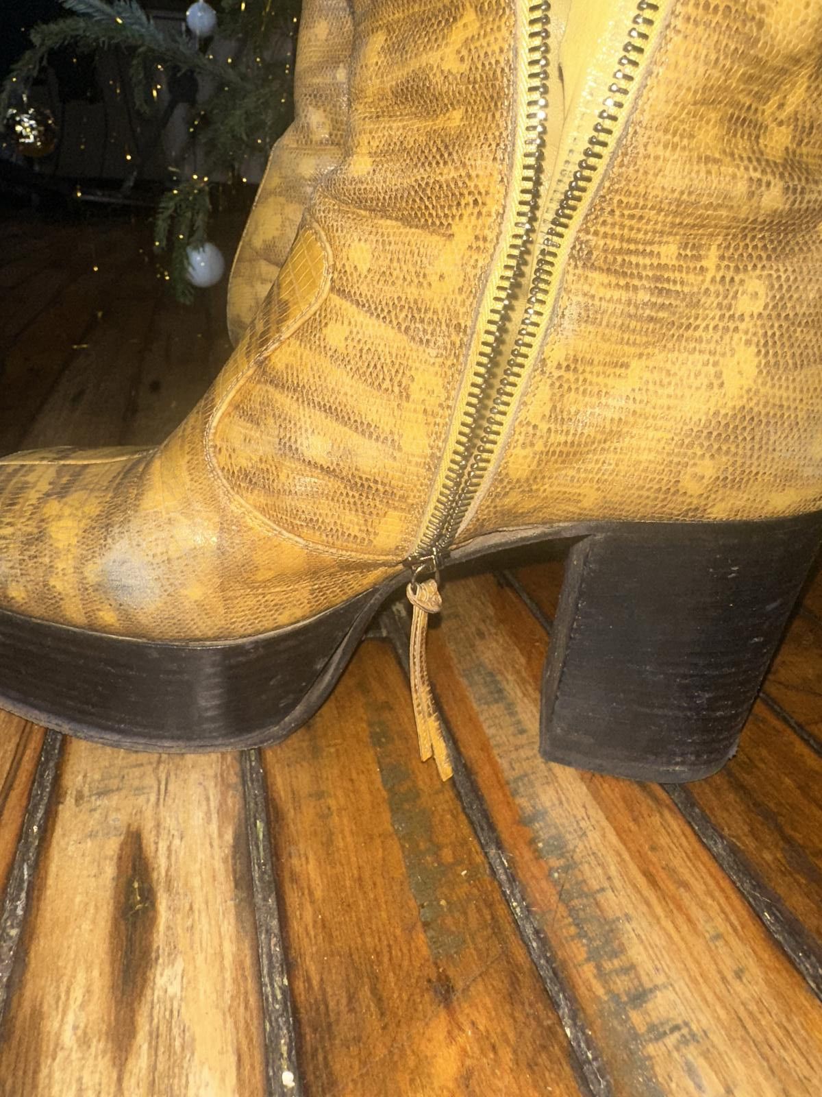 Miu Miu MIU MIU yellow leather FAUX LIZARD Platform Boots Size US 9 / IT 39 - 3 Thumbnail