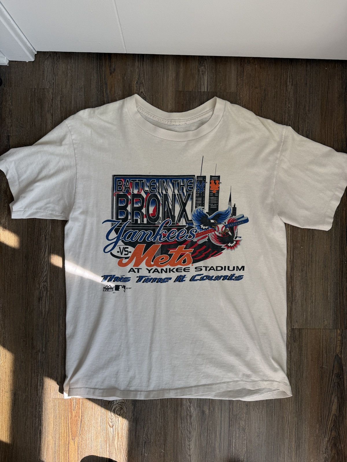 Vintage Yankees x mets tee Size US M / EU 48-50 / 2 - 1 Thumbnail