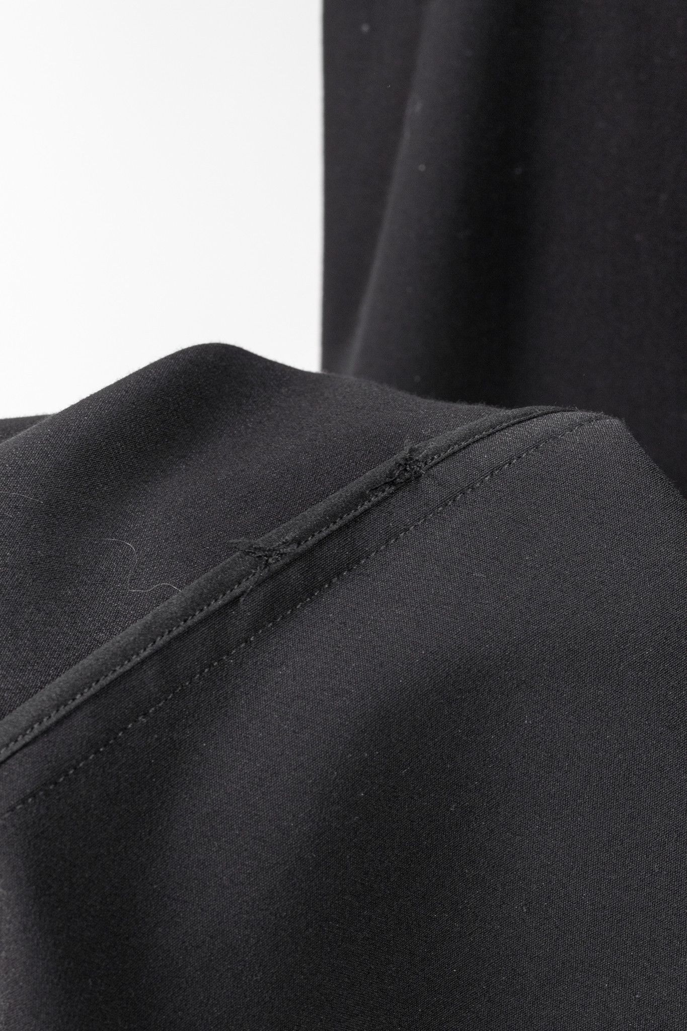The Row The Row Harna Black Belted A-Line Wrap Midi Skirt Size 26" / US 2 / IT 38 - 8 Thumbnail