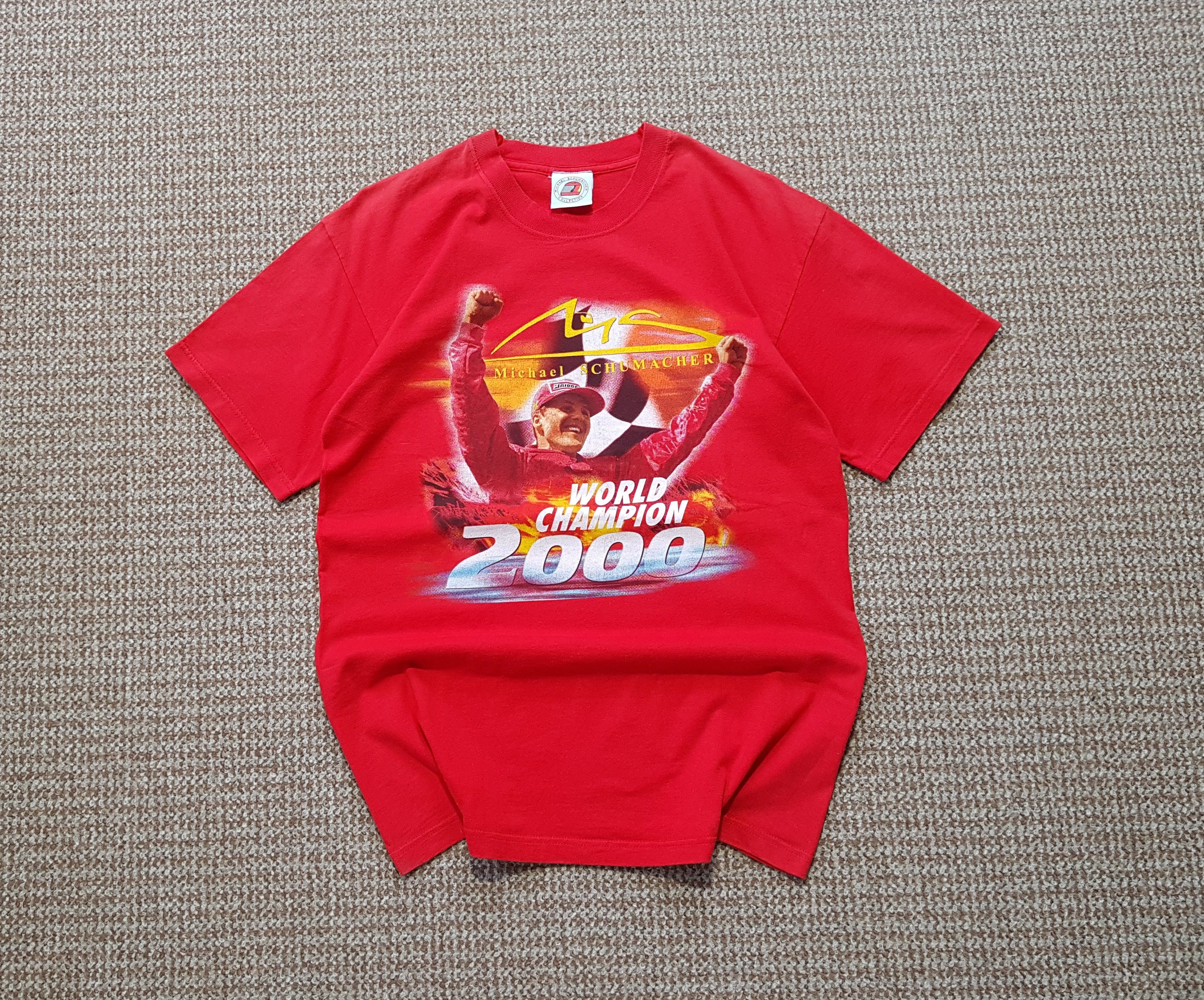 Formula 1 MICHAEL SCHUMACHER F1 2000 CHAMPION FERRARI T SHIRT Size US M / EU 48-50 / 2 - 1 Thumbnail