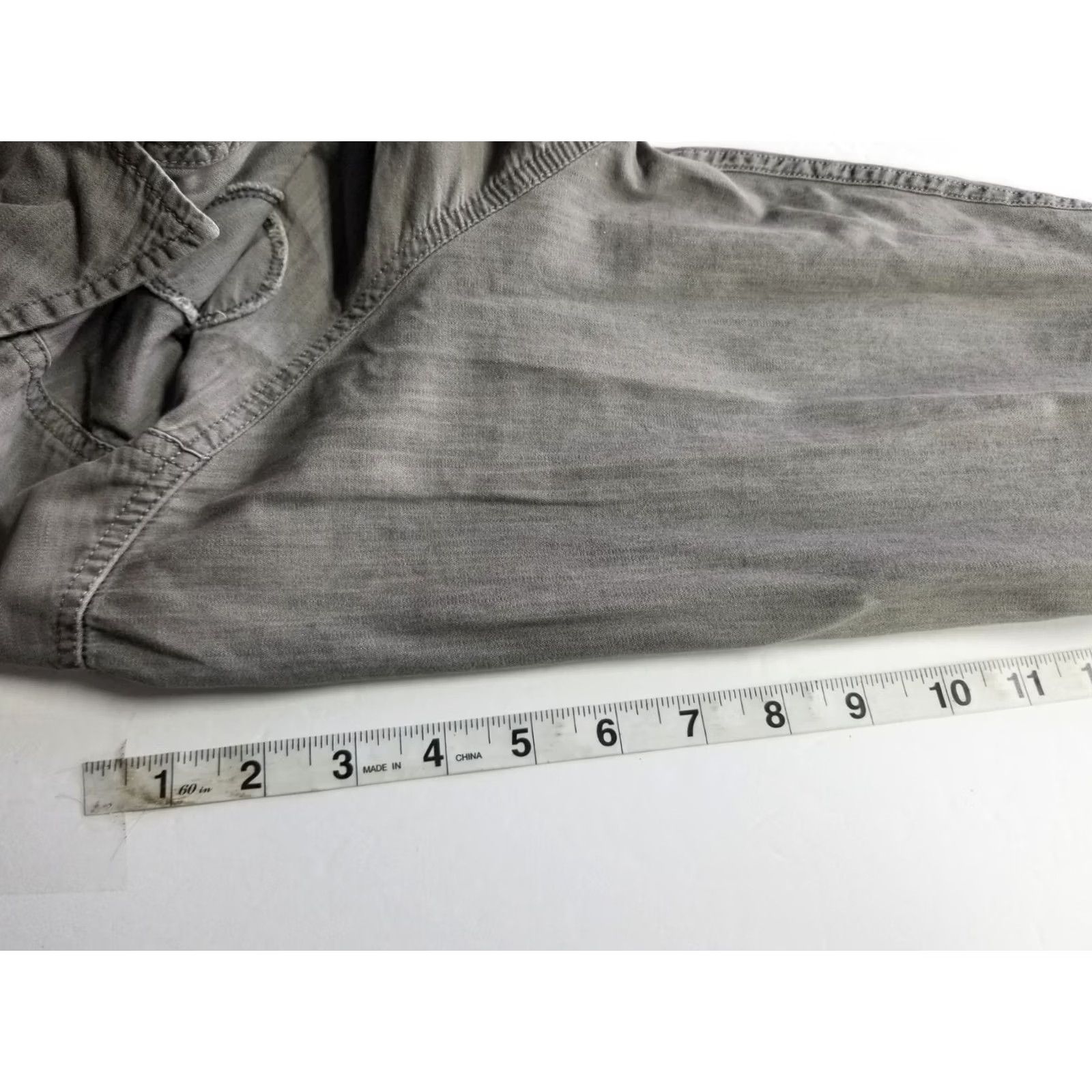 Torrid Torrid Shirt Women Plus 1X Button-Up Chambray Heart Embroidered Long Sleeve Gray Denim Front Relaxed Fit Button Front Shirt Size XL / US 12-14 / IT 48-50 - 7 Thumbnail