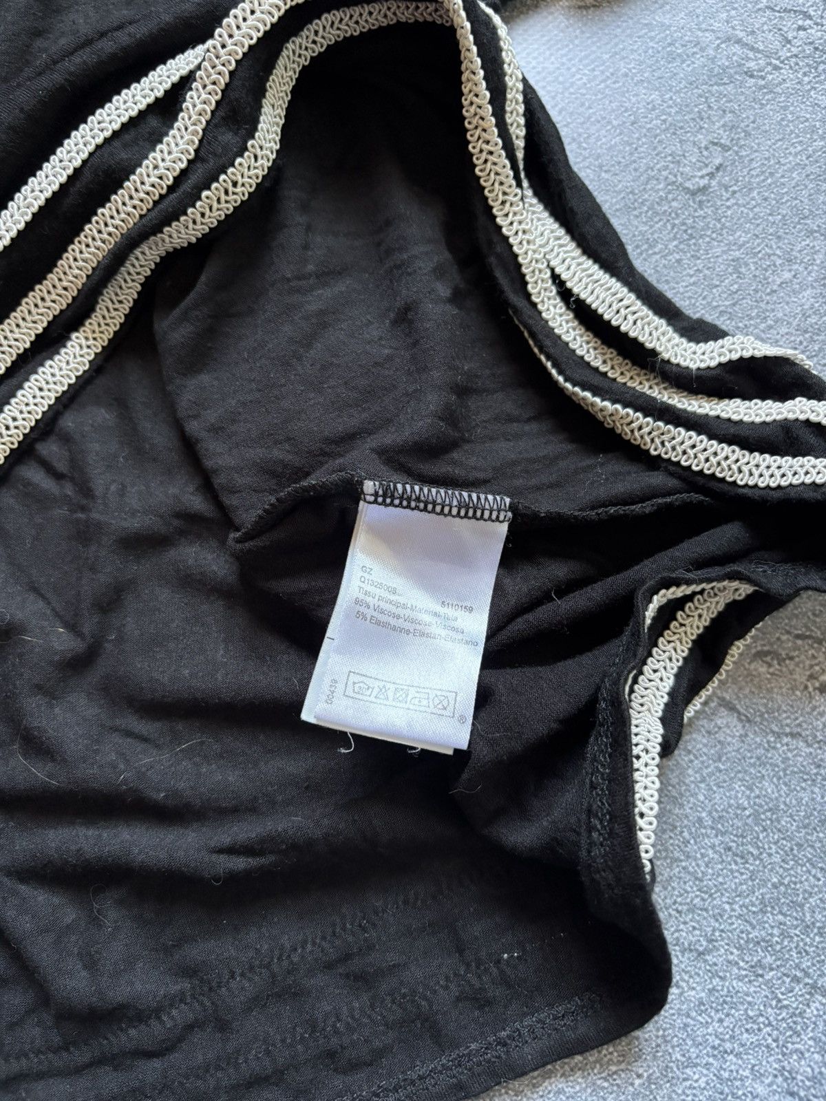 Jean Paul Gaultier Vintage Jean Paul Gaultier Junior 12A Black Polo Shirt Size XS / US 0-2 / IT 36-38 - 8 Thumbnail