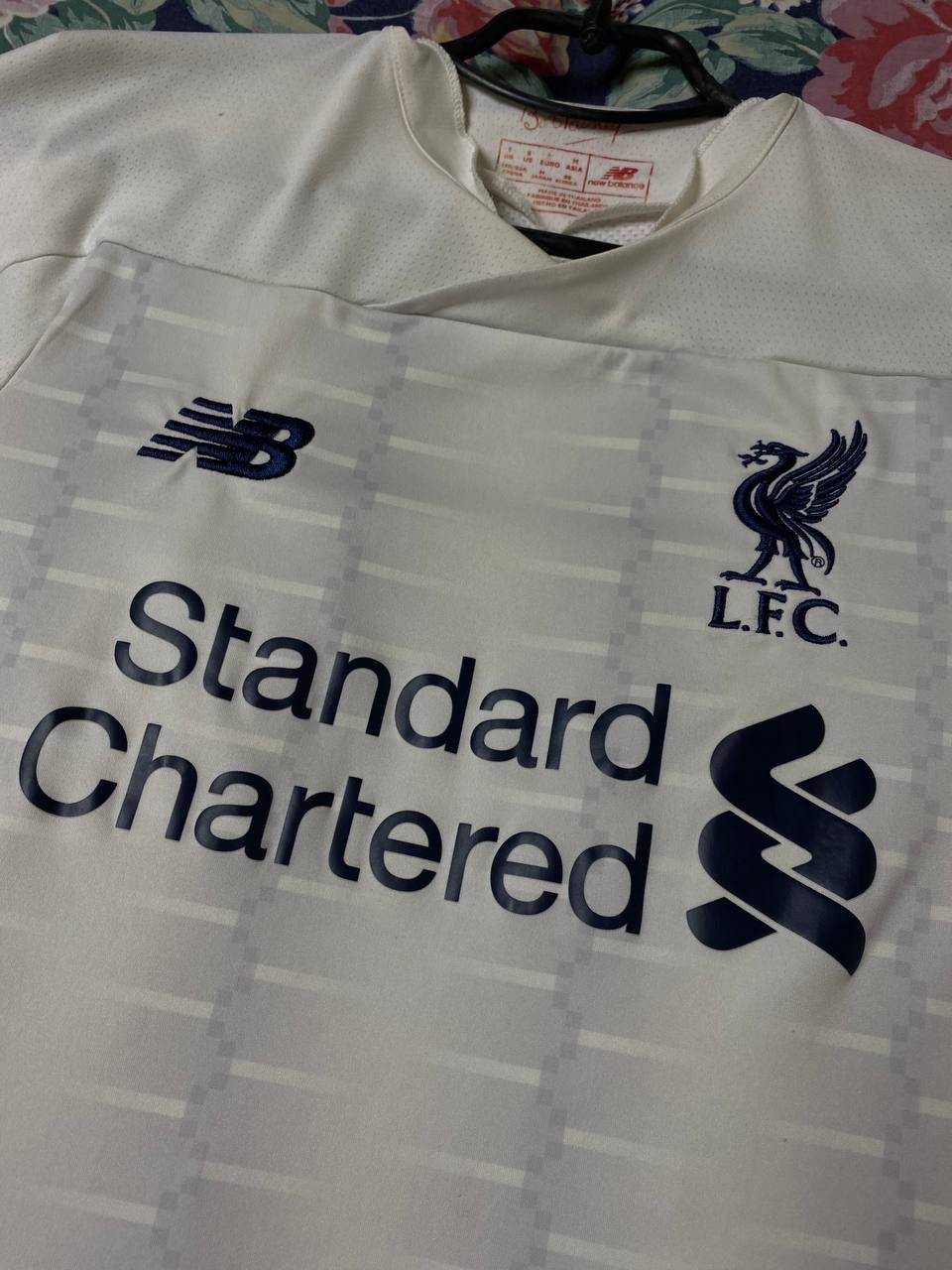 New Balance × Vintage Vintage Liverpool New Balance Jersey Size US S / EU 44-46 / 1 - 16 Thumbnail
