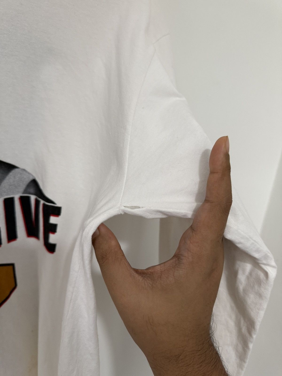 Nike Vintage Nike 90’s Michael Jordan Longsleeve Tshirt Size US L / EU 52-54 / 3 - 7 Thumbnail