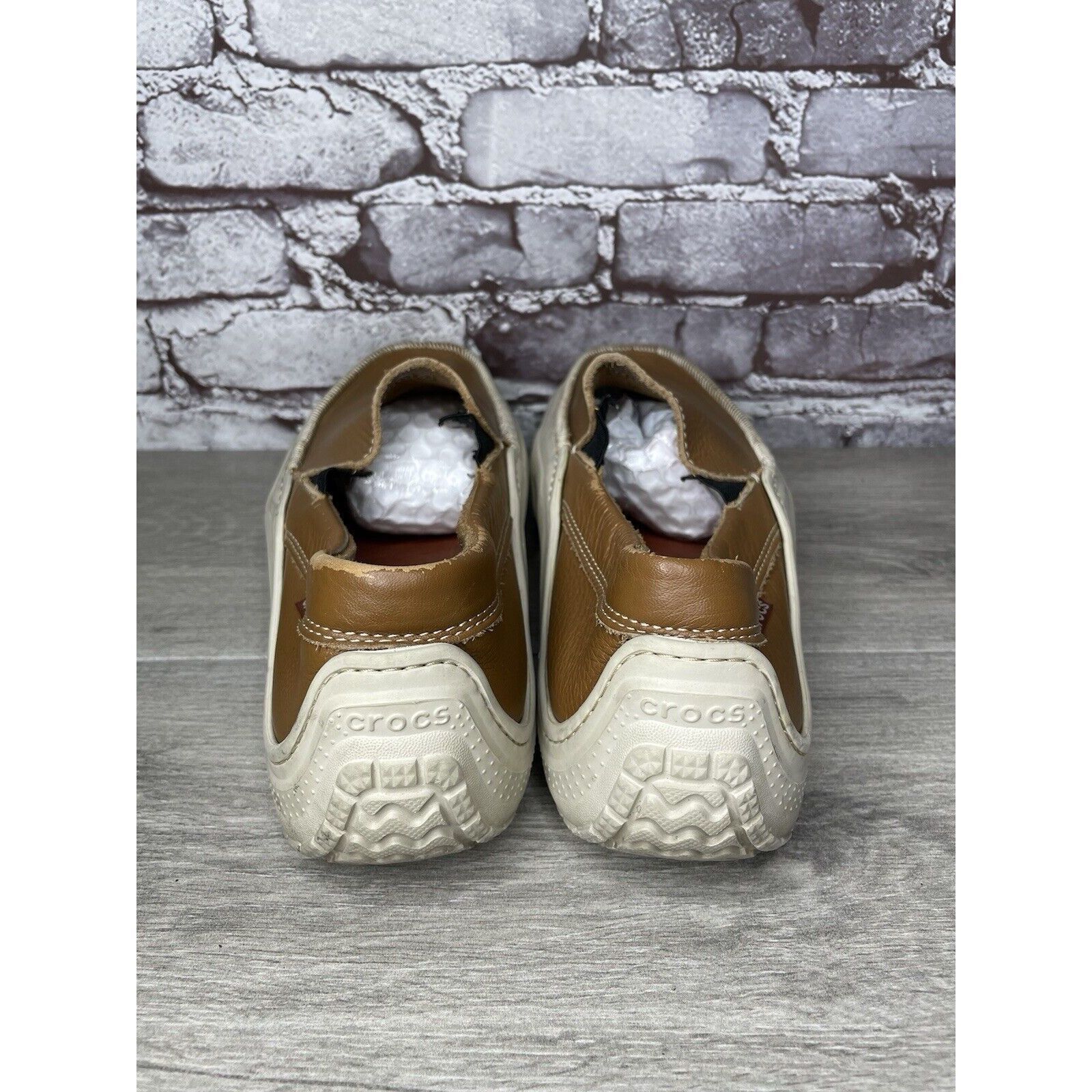 Crocs Crocs Brown Leather Vented Soles Cushioned Outdoor Loafers M Size US 12 / EU 45 - 9 Thumbnail