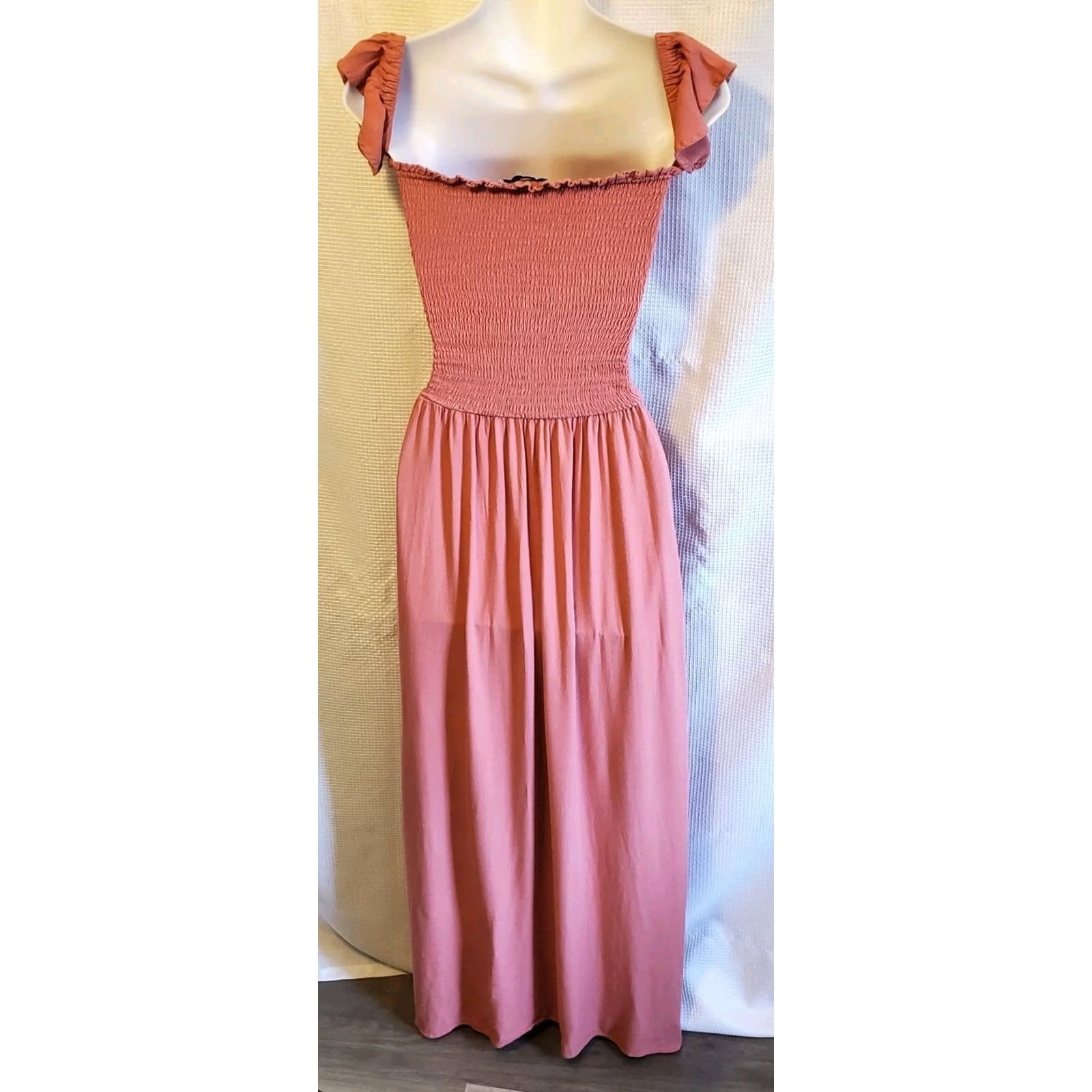 Young Fabulous & Broke Young Fabulous & Broke Off Shoulder Maxi Dress XS Terracotta Pink Boho Faux Wrap Off Shoulder Maxi Dress Womens XS Pink Bohemian 90s? Size XS / US 0-2 / IT 36-38 - 2 Thumbnail
