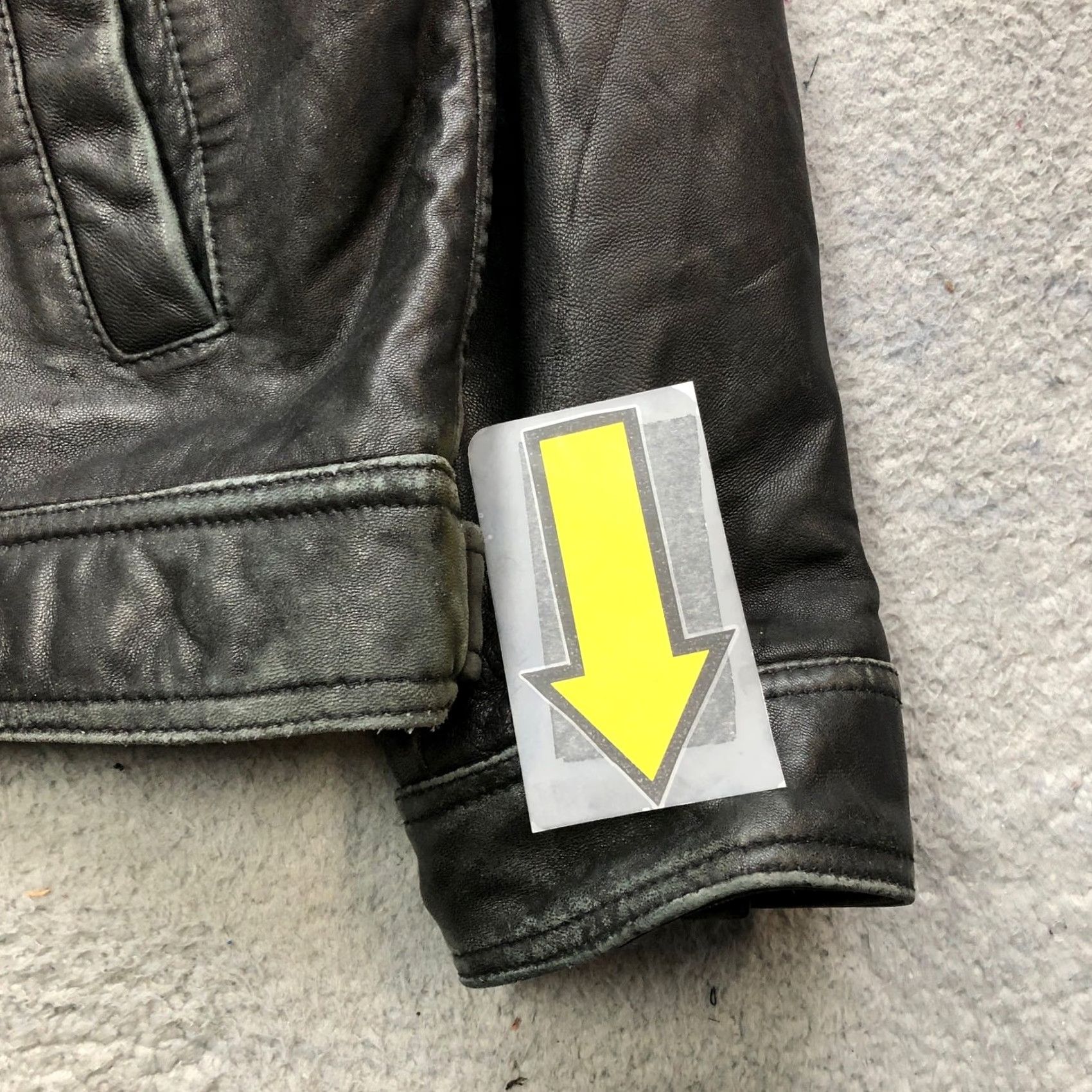 Alfani Alfani Leather Lined Motorcycle Jacket Mens M Black Short Sleeve Zip Pockets Size US M / EU 48-50 / 2 - 7 Thumbnail