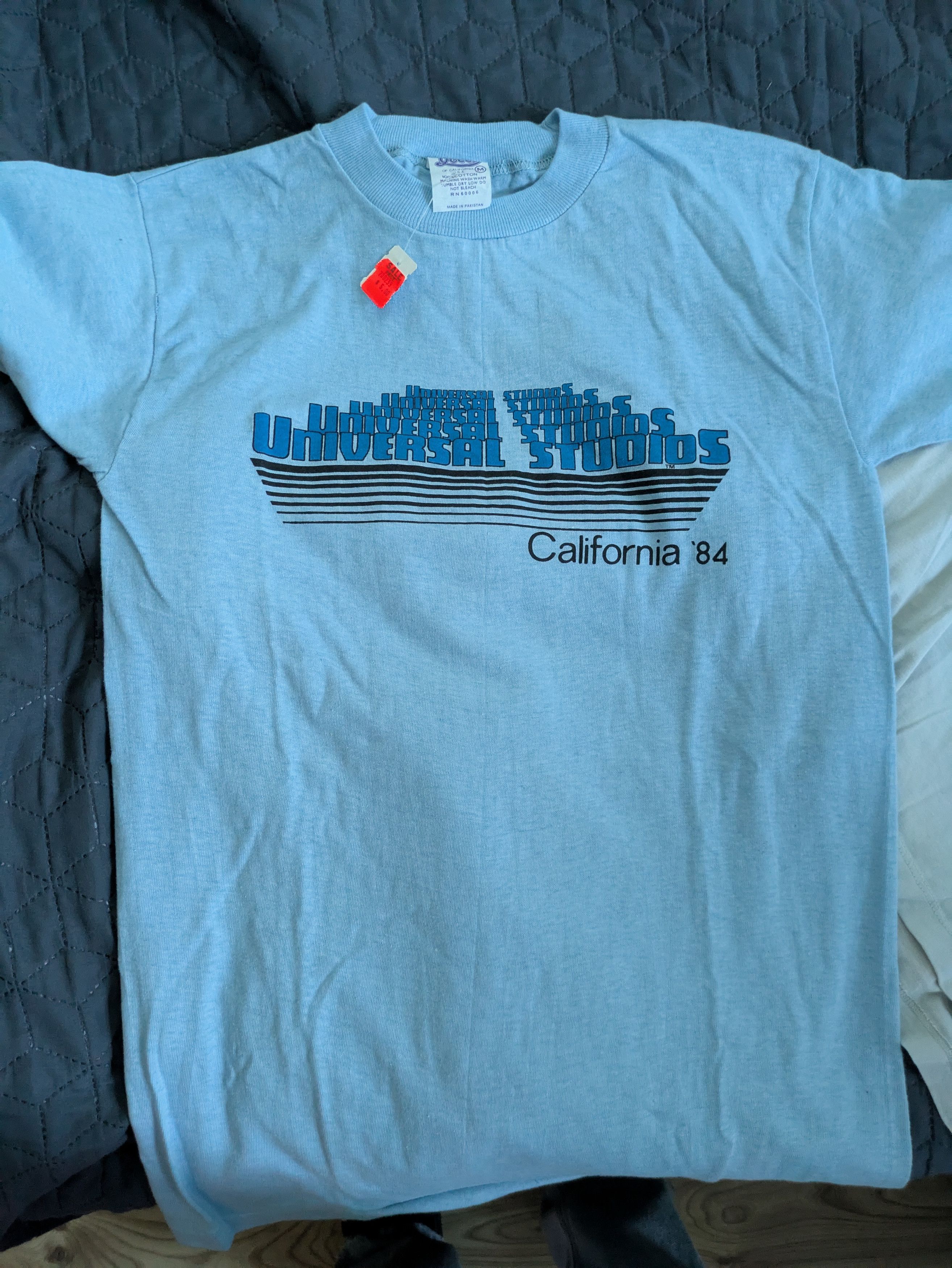 Vintage Vintage '84 universal studios blue t-shirt Size US M / EU 48-50 / 2 - 7 Thumbnail