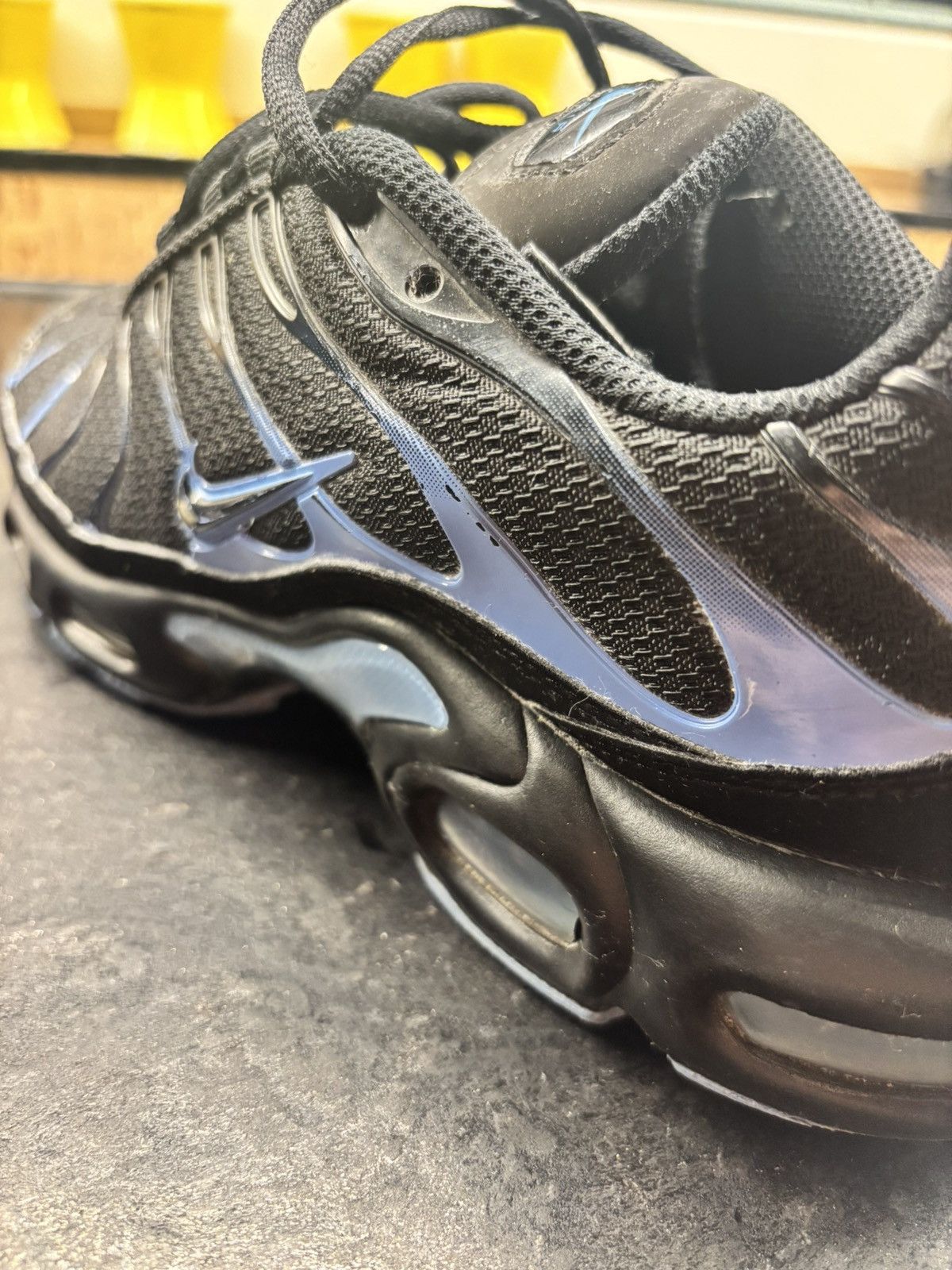 Nike nike air max plus black university blue Size US 7 / EU 40 - 13 Thumbnail