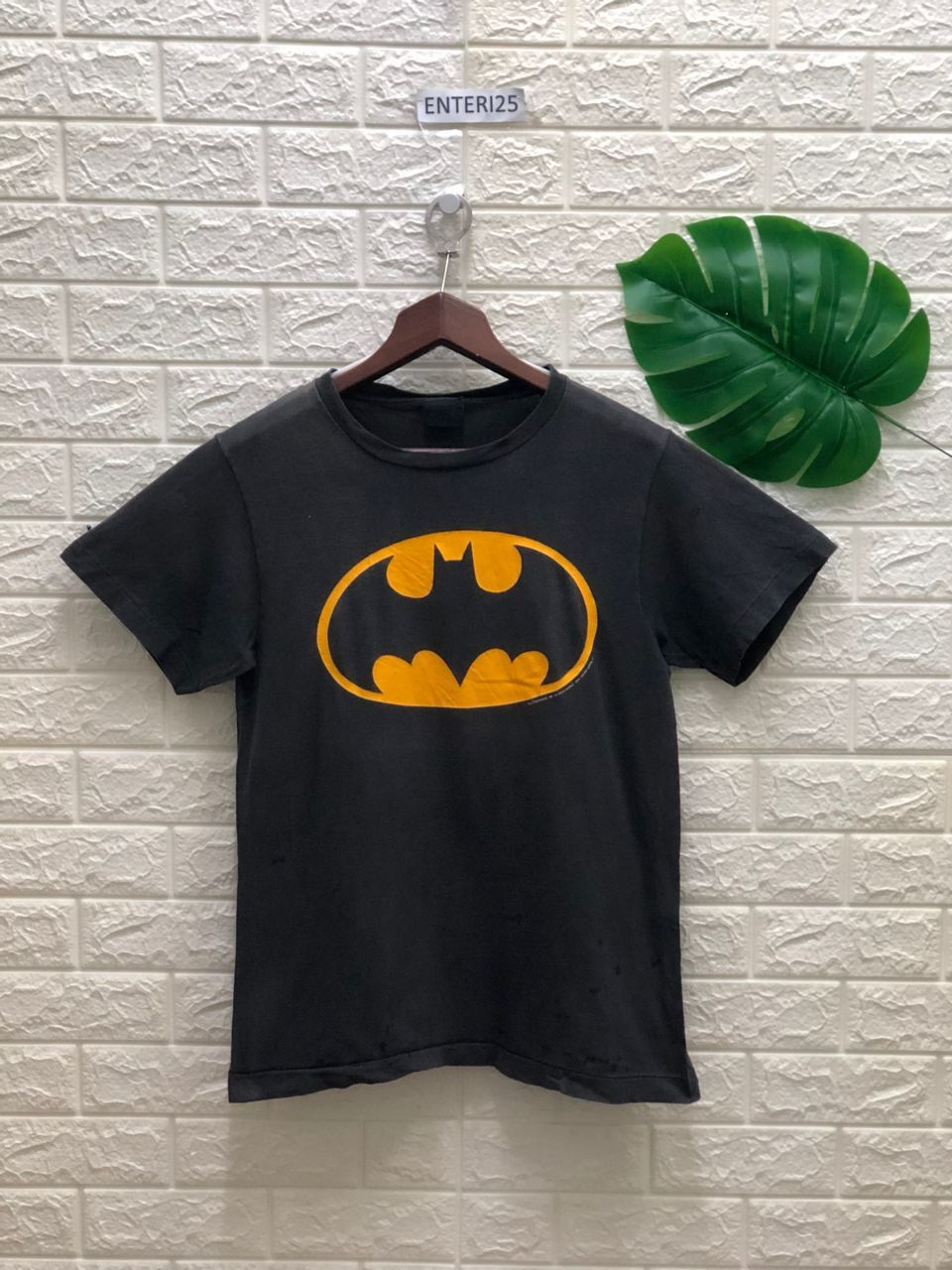 Changes Vintage 80's Batman big logo Changes Tee Size US L / EU 52-54 / 3 - 1 Thumbnail