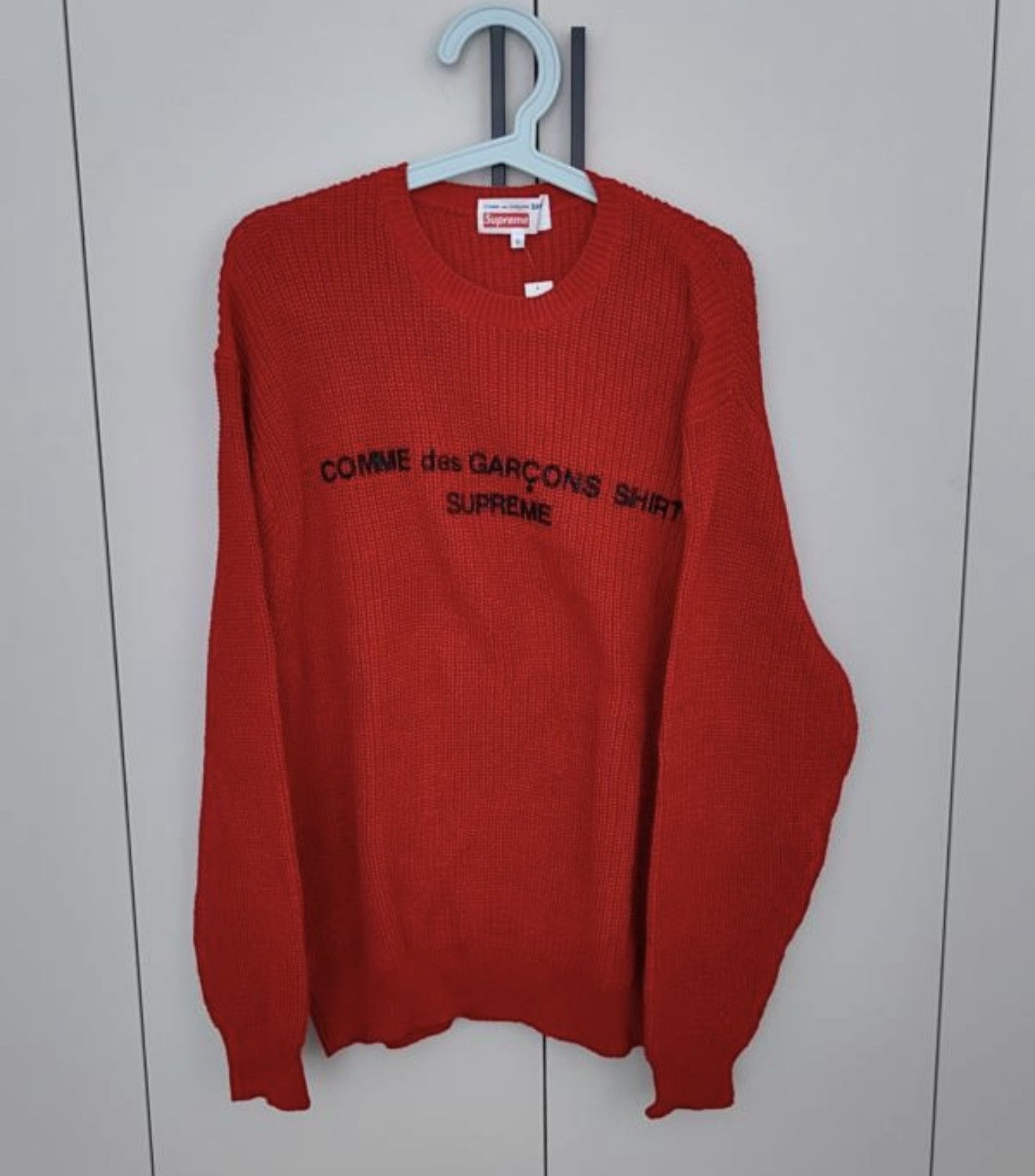 Comme des Garcons Supreme cdg red sweater pullover Size US M / EU 48-50 / 2 - 1 Thumbnail