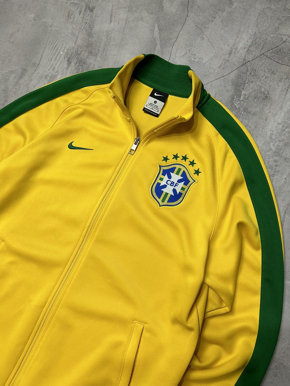 Nike Vintage Nike Brazil Soccer Zip Sweatshirt Track Football Size US M / EU 48-50 / 2 - 5 Thumbnail