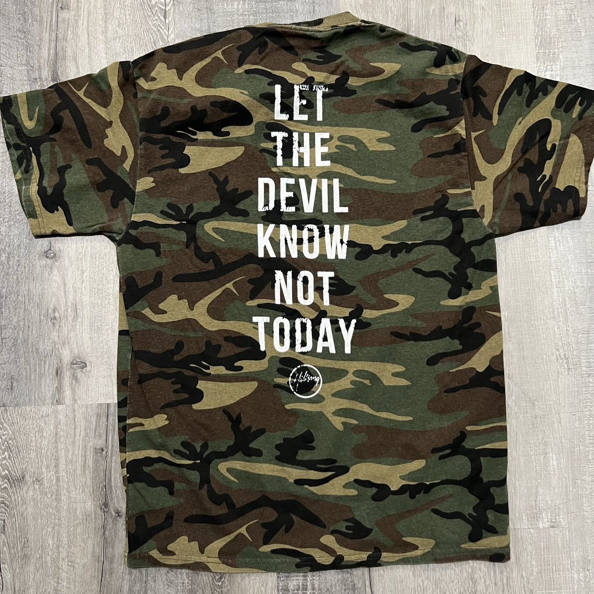 Other Hillsong United Camo Let The Devil Know Not Today Shirt Size US M / EU 48-50 / 2 - 1 Thumbnail