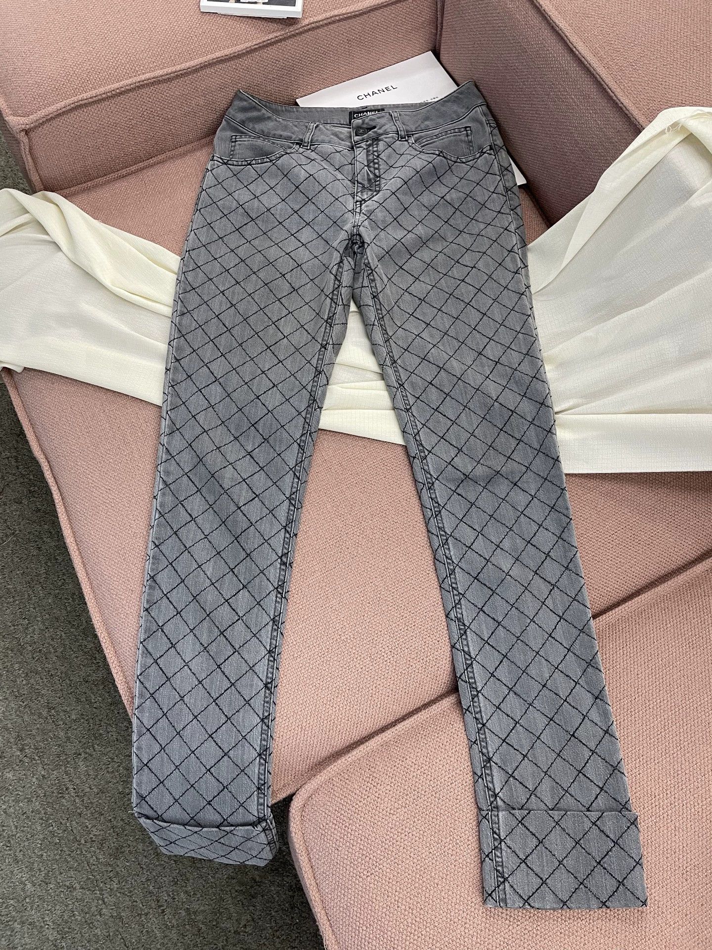 Chanel Chanel Gray Quilted Denim Jeans - dmc Size US 38 / EU 54 - 1 Thumbnail