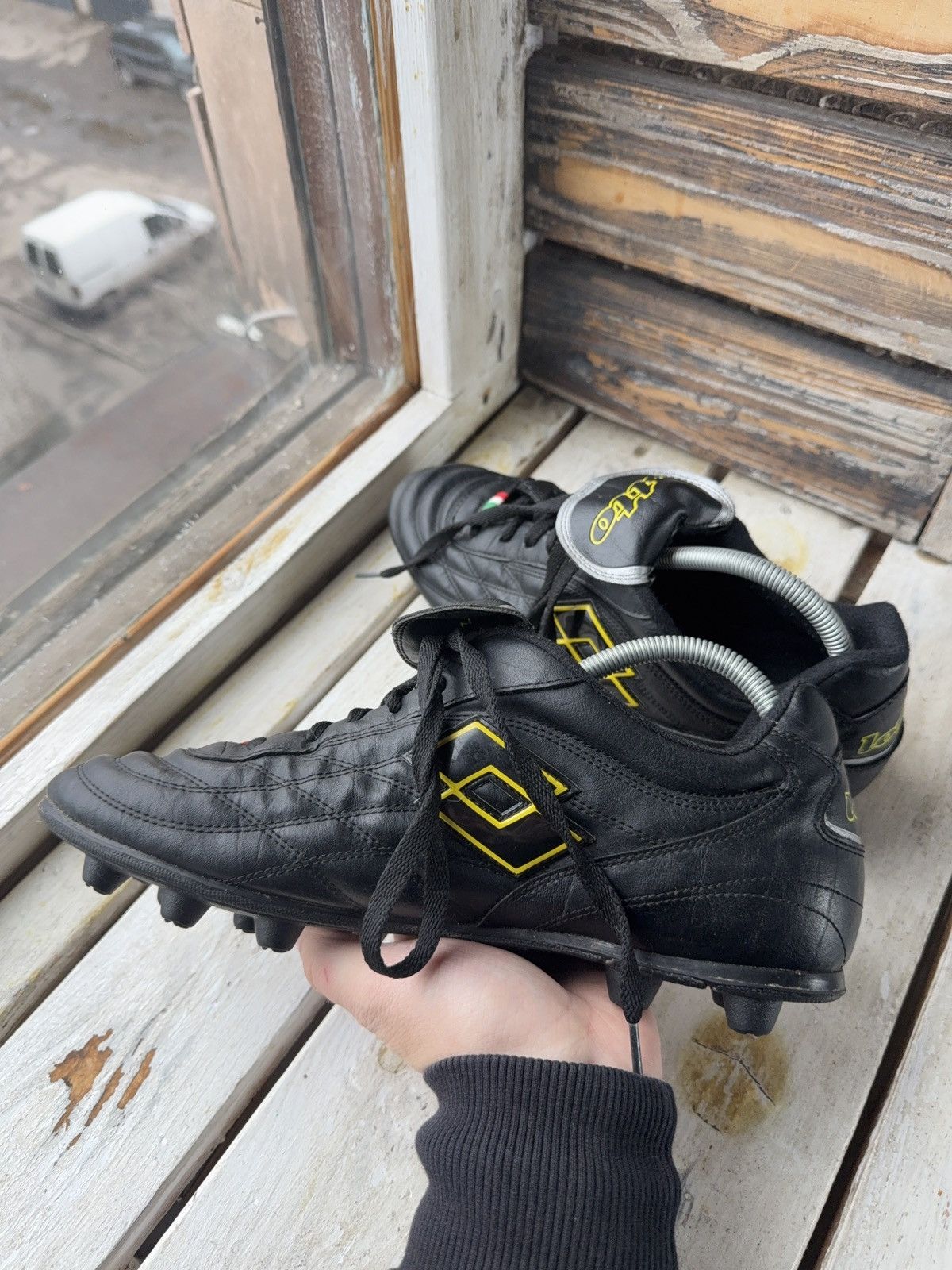 Lotto Sport Vntg Lotto Stadio 4000 FG Soccer Cleats Black Yellow Italy Size US 11 / EU 44 - 5 Thumbnail