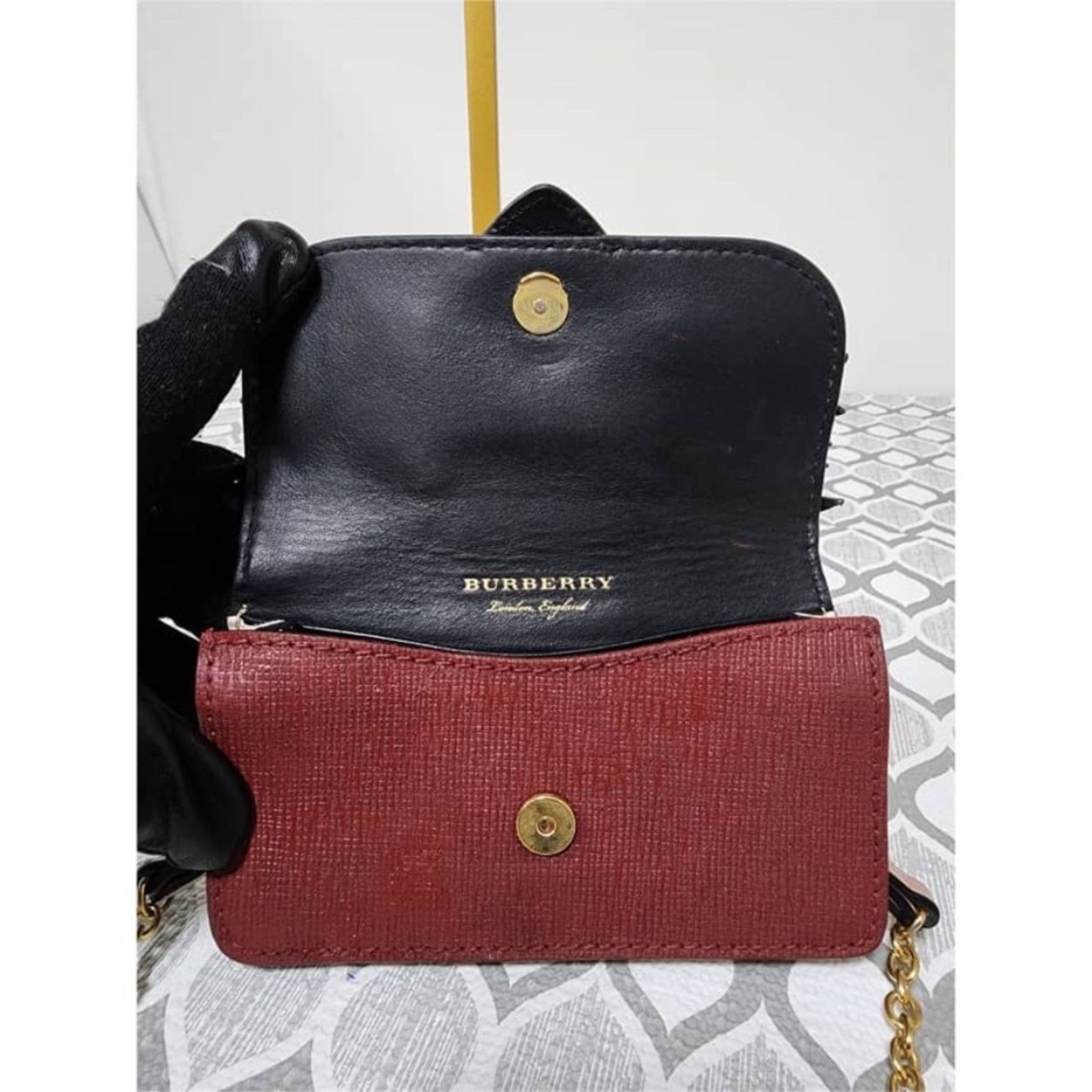 Burberry Auth Burberry Owl Chain-Linked Crossbody Bag Multicolored Size ONE SIZE - 8 Thumbnail