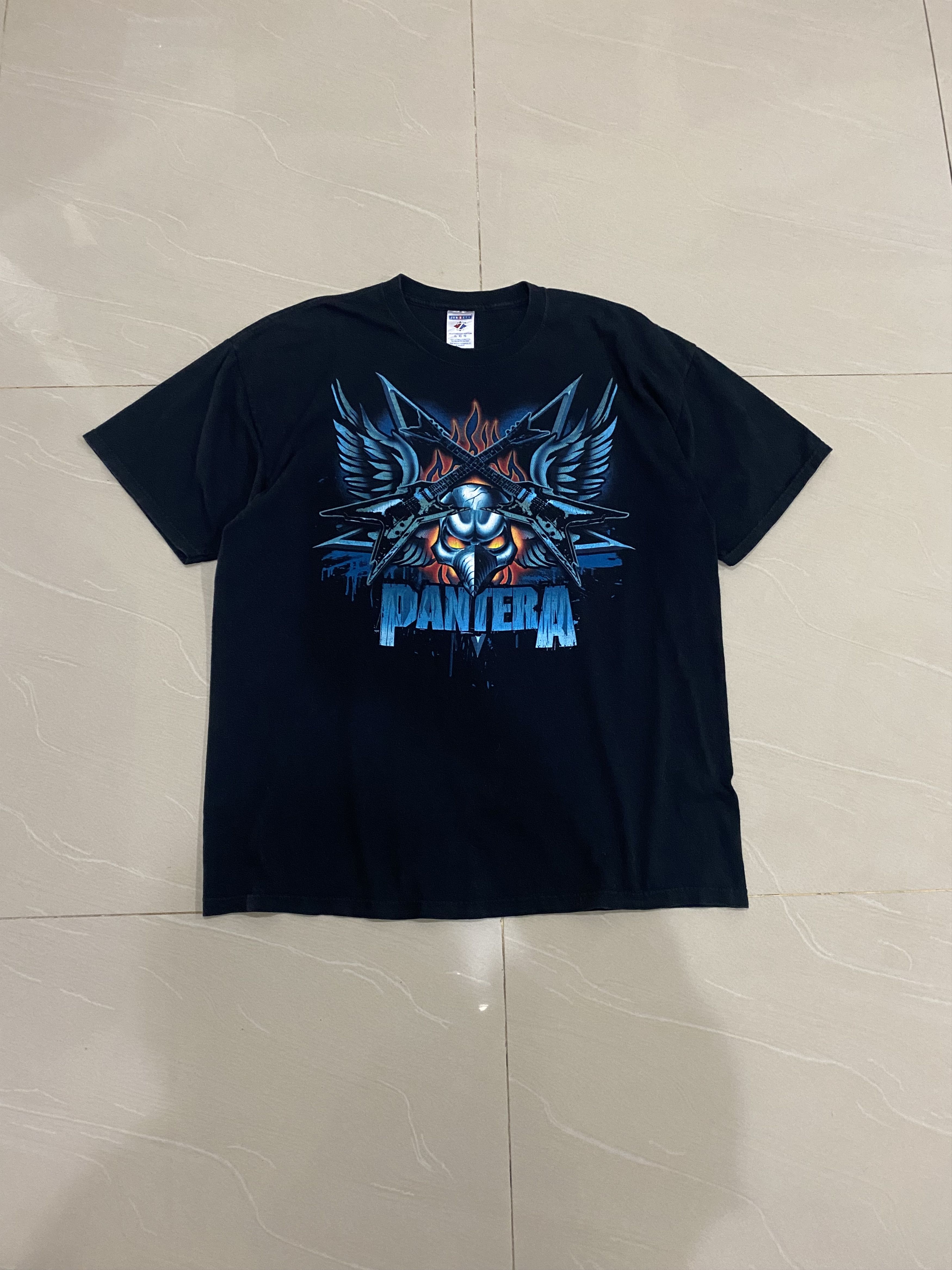 Band Tees Vintage Pantera Band Tee Rock Matel Jerzees Tshirt Size US XL / EU 56 / 4 - 1 Thumbnail