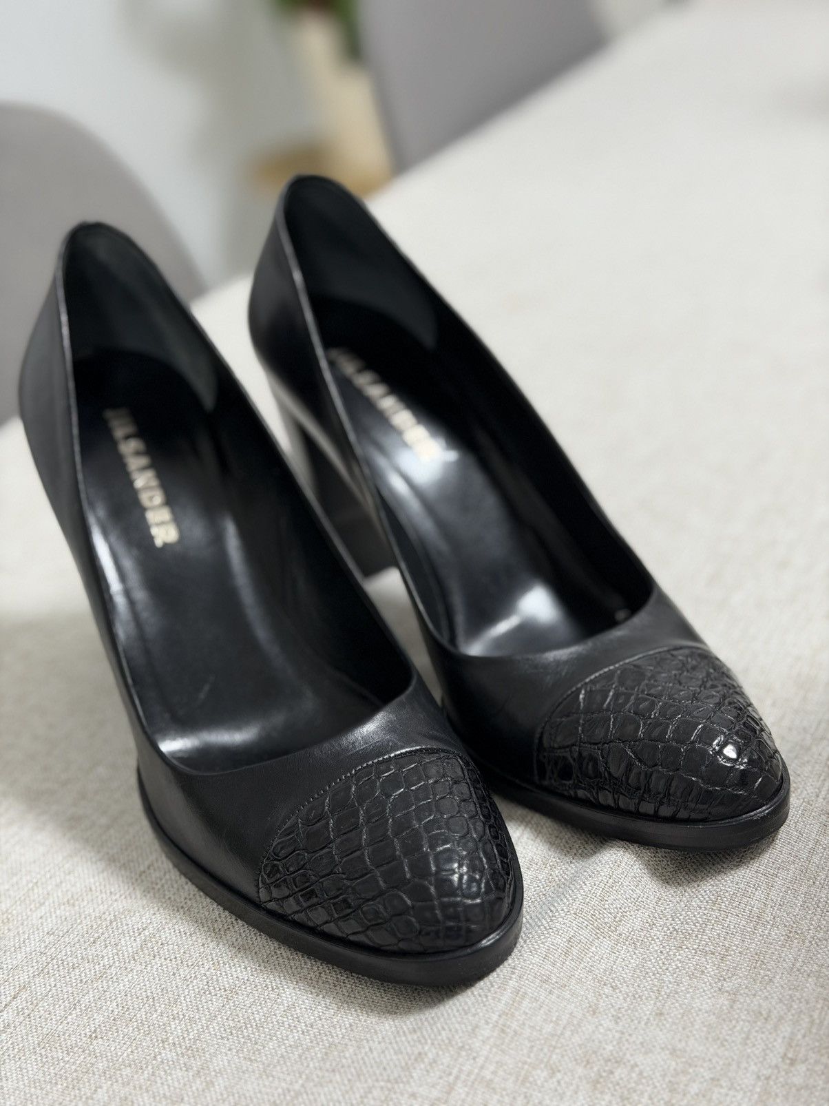Jil Sander Jil Sander Black Leather Heels with Embossed Toe 38 Size Size US 8 / IT 38 - 2 Thumbnail