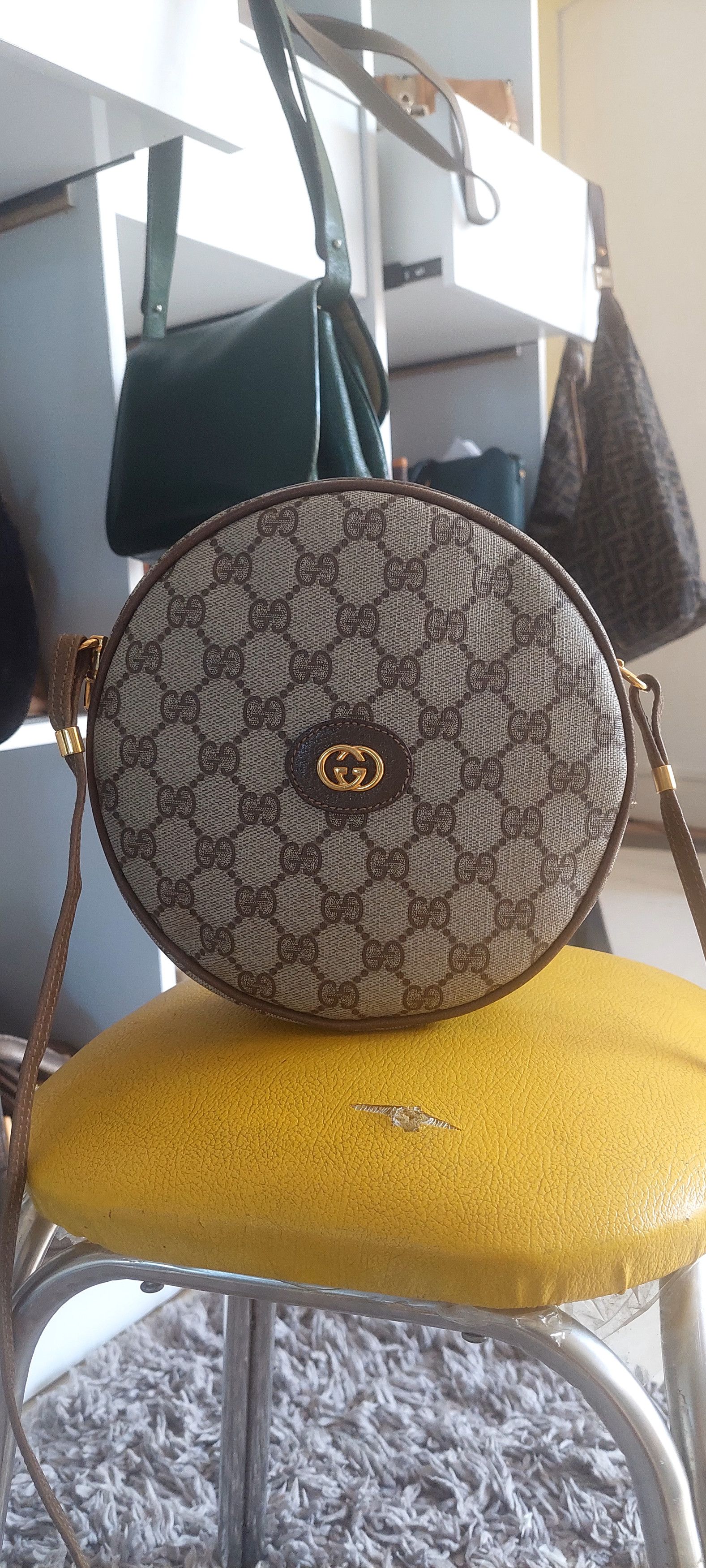 Gucci Vintage Gucci Round GG supreme Size ONE SIZE - 1 Thumbnail