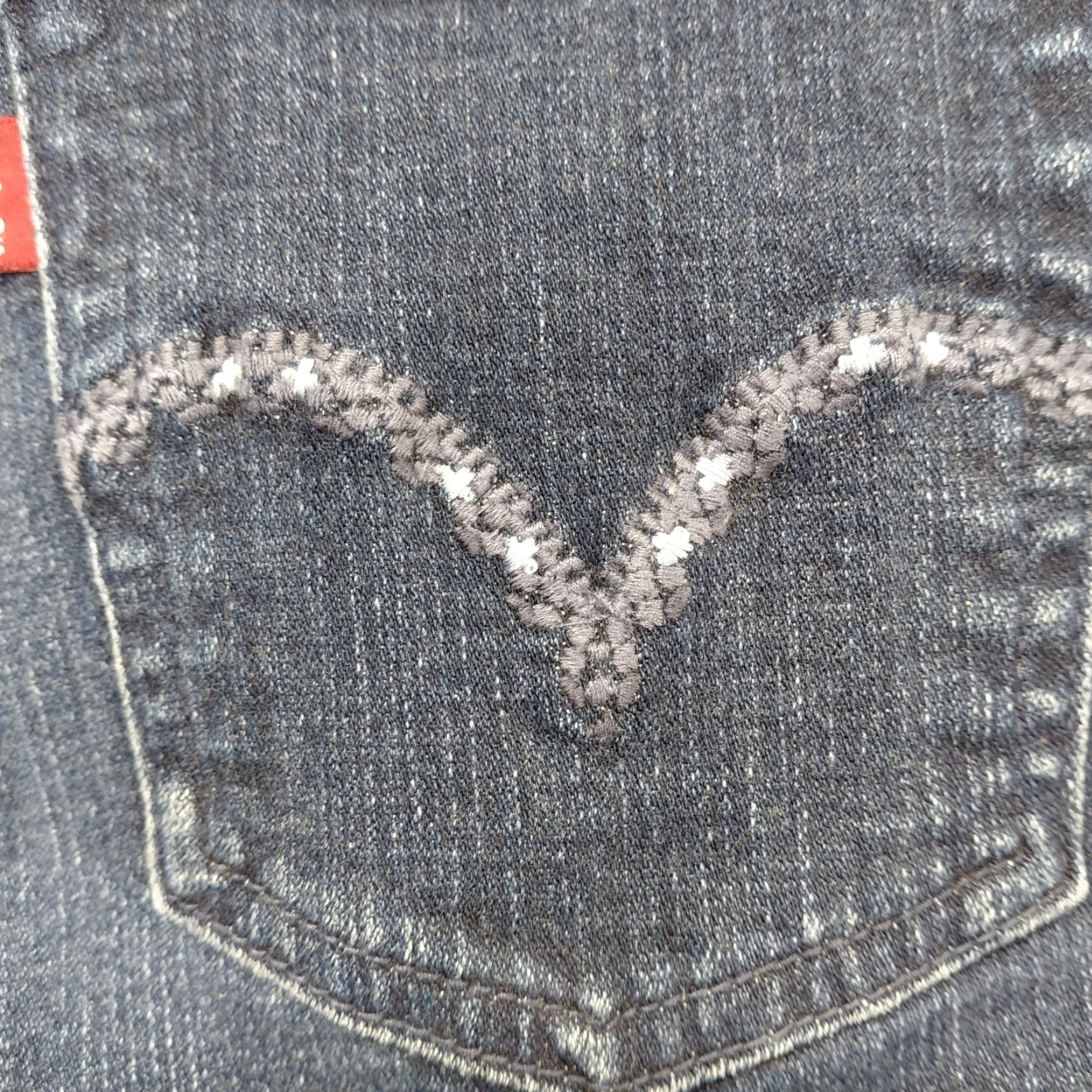 Levi's Levi’s 505 Jeans Womens Size 10M 30x32 Blue Dark Wash Embroidered Denim Pockets Size 32" / US 10 / IT 46 - 5 Thumbnail