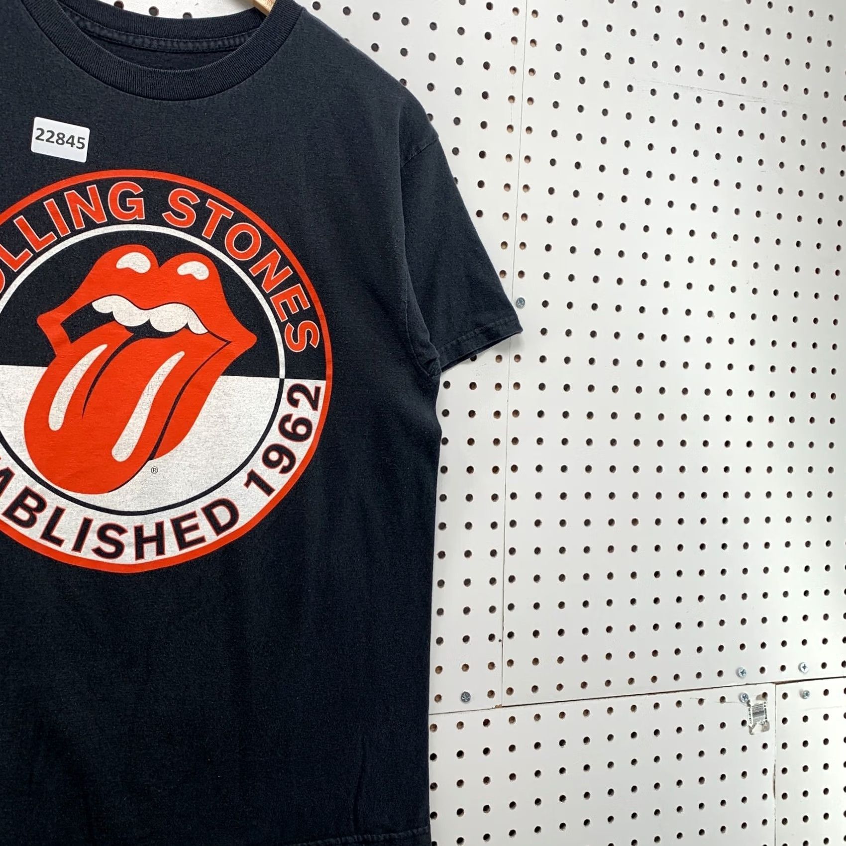 Vintage Rolling Stones Shirt Red Black Tongue Lips Music Band Adult Medium Mens Size US M / EU 48-50 / 2 - 4 Thumbnail