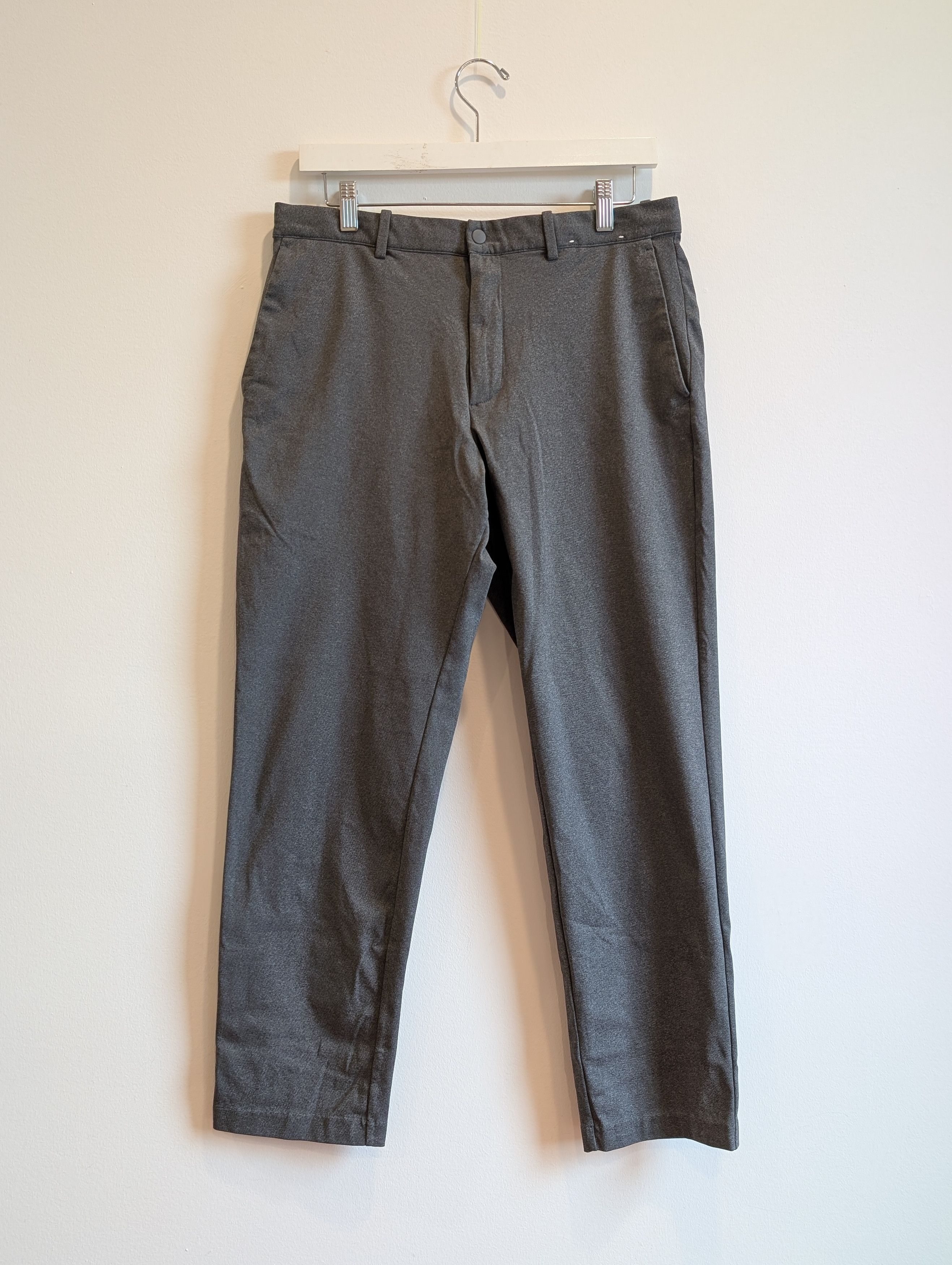 Uniqlo Smart Ankle Pants - Grey Size US 32 / EU 48 - 1 Thumbnail