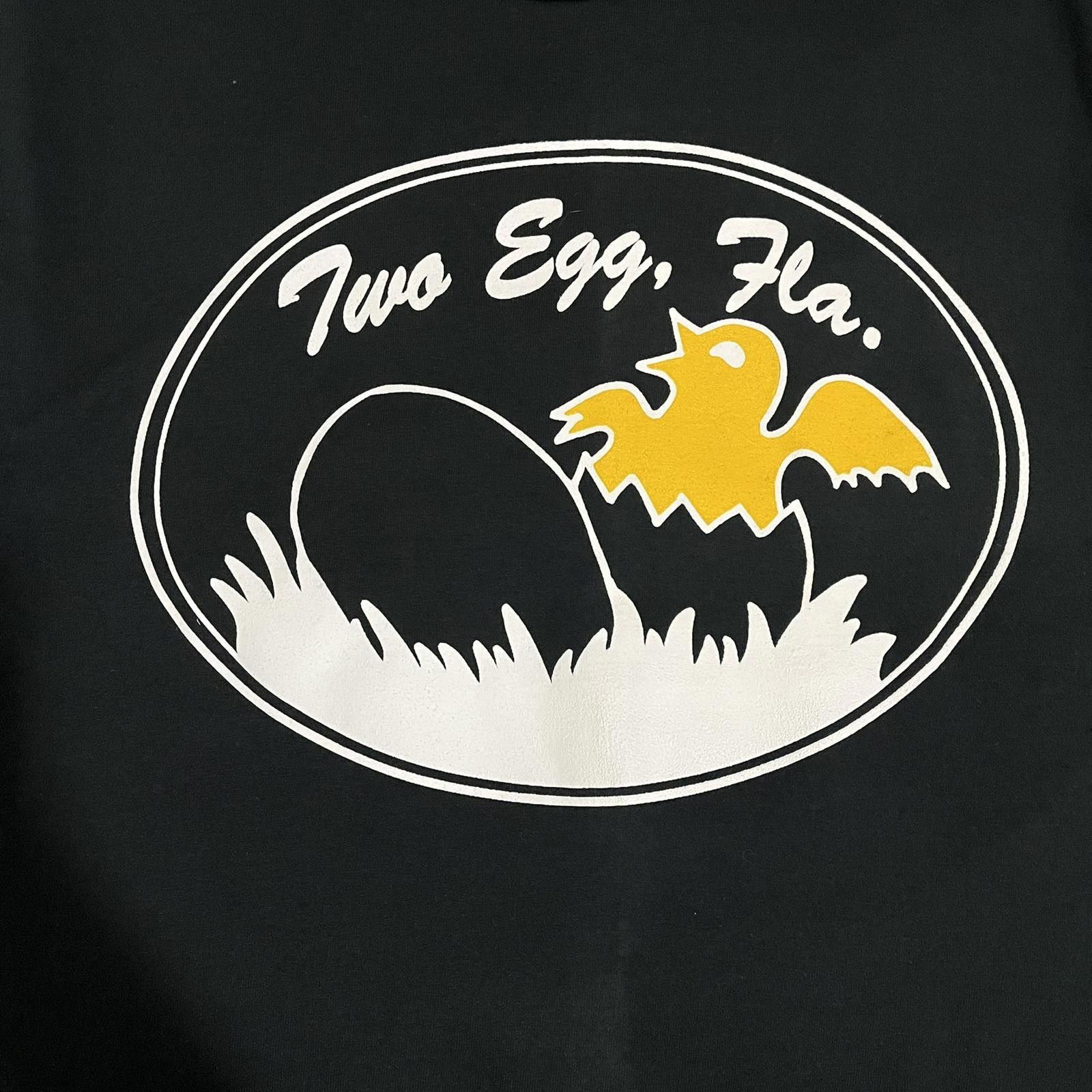 Russell Athletic VTG 90s Two Eggs, Florida Travel Destination BLK Graphic Tee Size US M / EU 48-50 / 2 - 3 Thumbnail