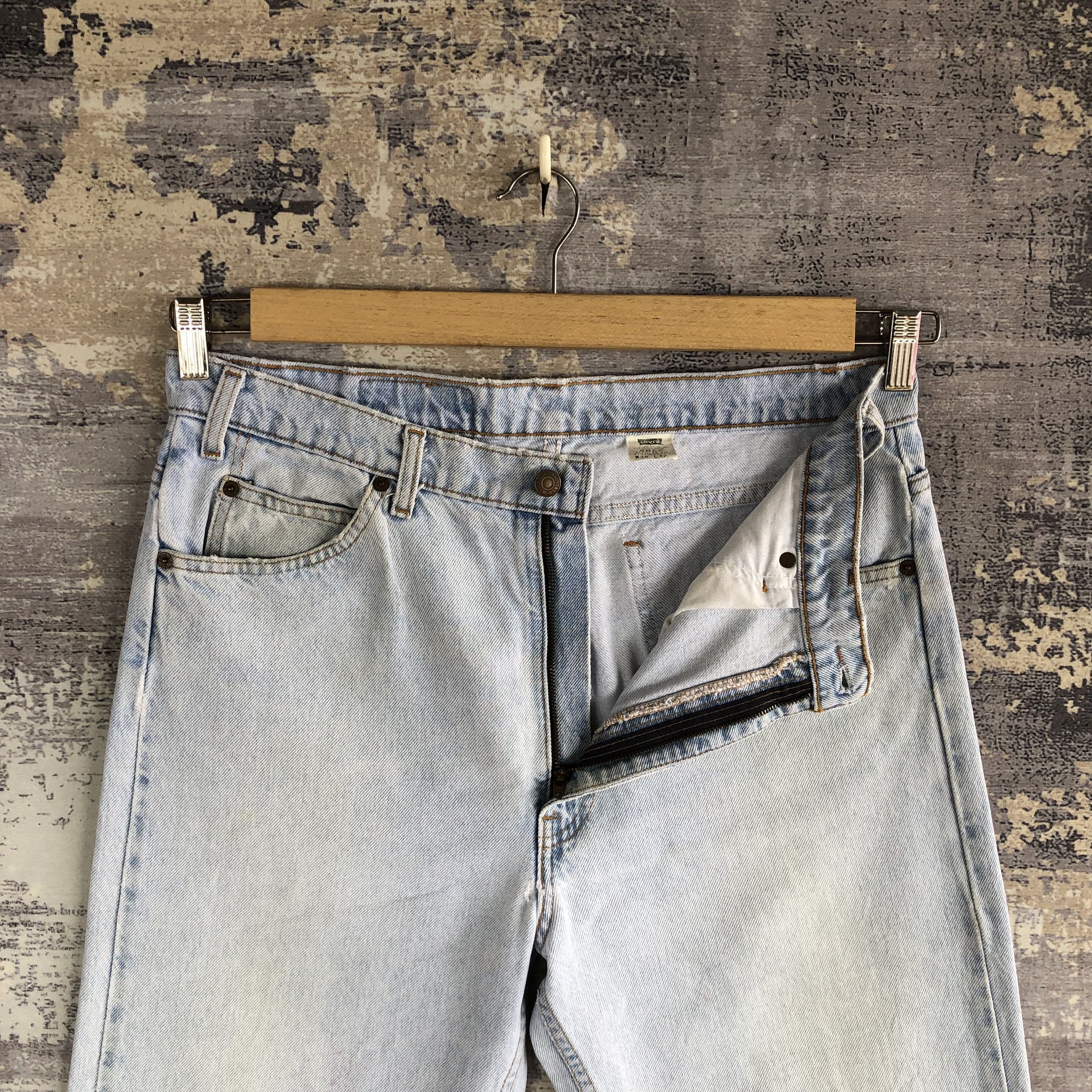 Levi's Vintage 90s Levis 505 Sun Faded Jeans Levis Light Wash Denim Size US 34 / EU 50 - 6 Thumbnail