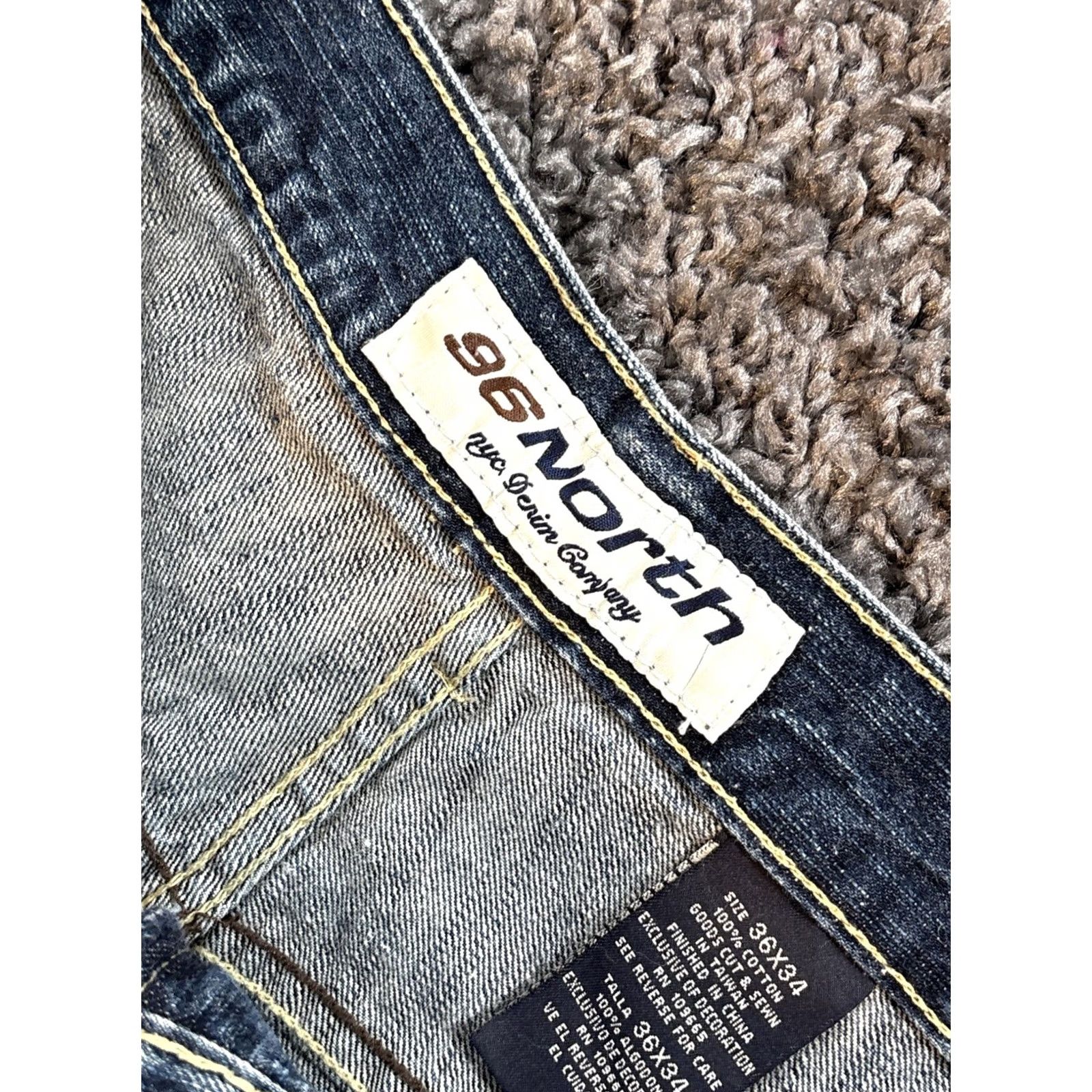 Vintage VINTAGE 96 North Jeans Mens 36x32 Blue Denim Baggy Relaxed 90s Wide-Leg Chinese Dragon Embroidered 96 North Mens Size US 36 / EU 52 - 6 Thumbnail