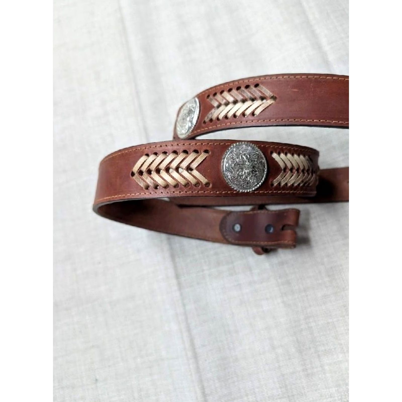 Vintage VINTAGE Bullhide Western Belt 44 Brown Concho Cowhide Leather Men Belt Size 44 - 2 Thumbnail