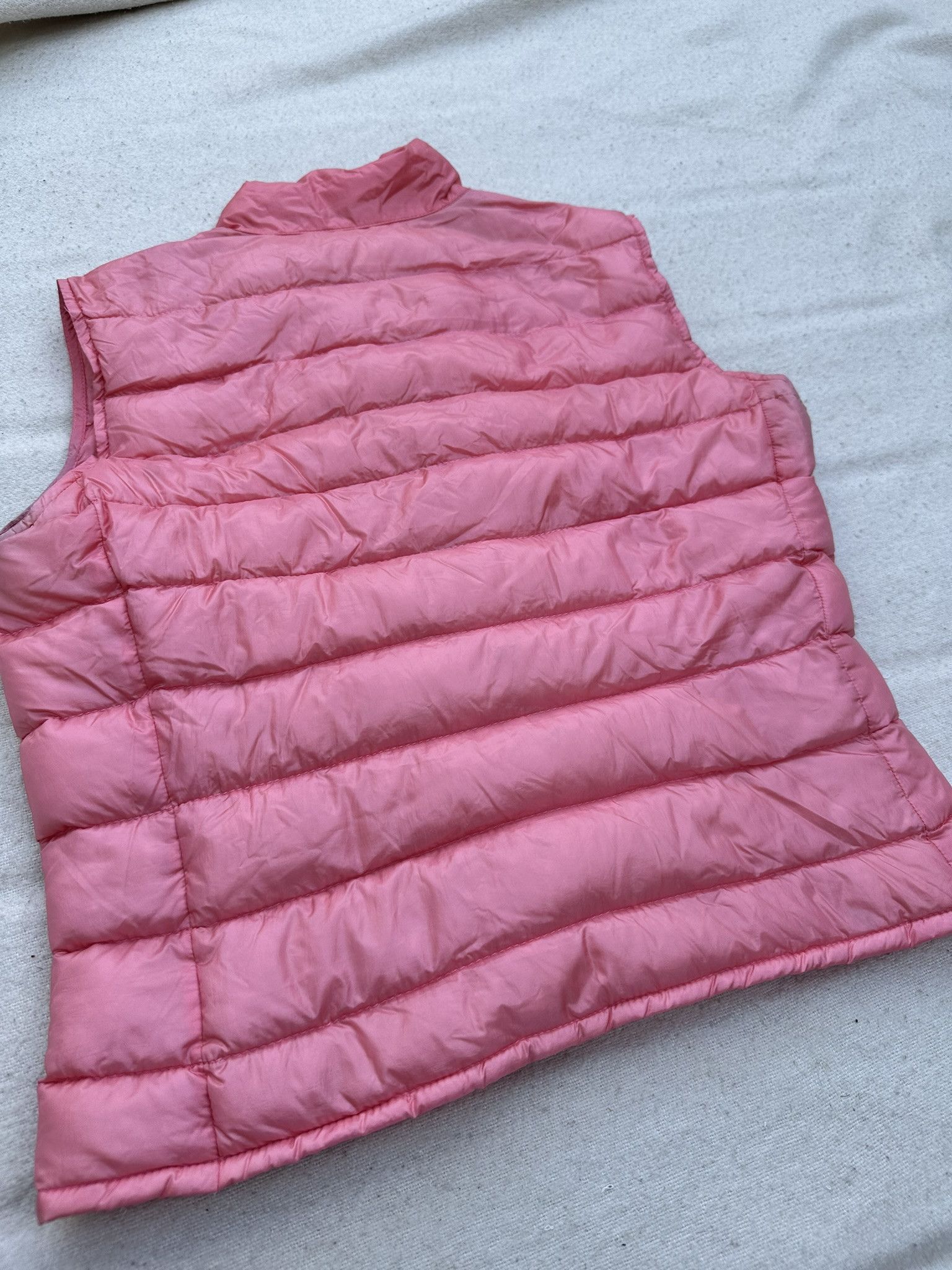 Moncler Moncler Vest Jacket Coral Pink Patch Logo Buttoned Size S / US 4 / IT 40 - 18 Thumbnail