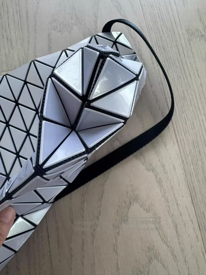 Issey Miyake Issey Miyake Light Purple Honeycomb Crossbody Bag Size ONE SIZE - 5 Thumbnail