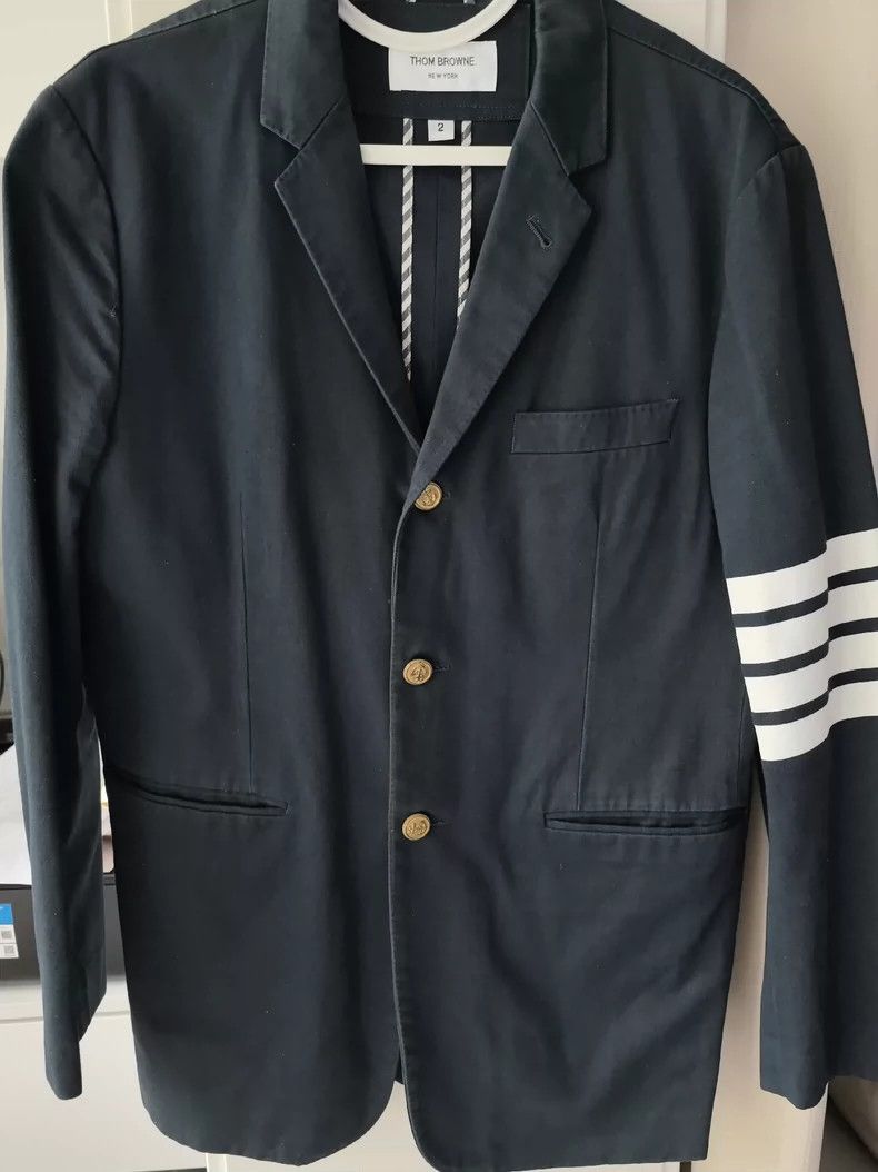 Thom Browne Size 2 Men's navy blue white striped full suit