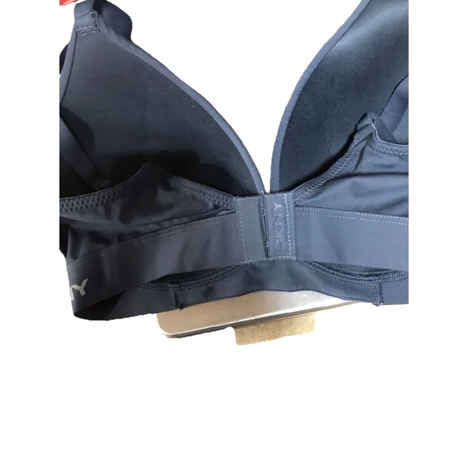 DKNY VINTAGE DKNY Women's T-Shirt Bra Wireless Padded Lightly Lined Size Small Gray Seamless Size ONE SIZE - 2 Thumbnail
