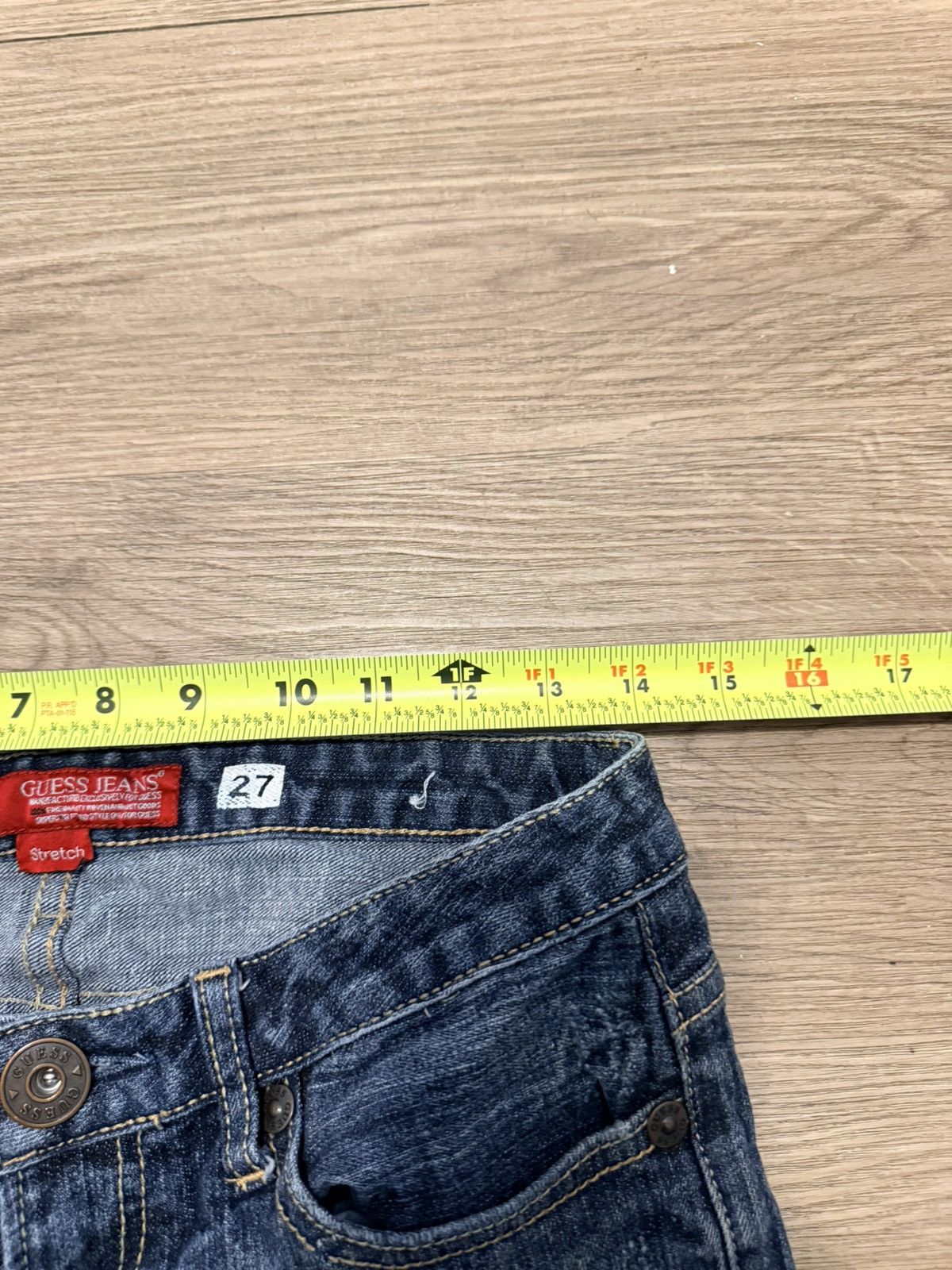 Guess Y2K dark-washed low-rise bootcut Guess denim Size 27" / US 4 / IT 40 - 7 Thumbnail