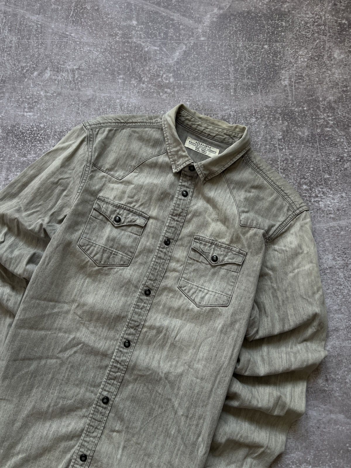 Allsaints AllSaints denim jacket jeans distressed nice colour Size US S / EU 44-46 / 1 - 2 Thumbnail