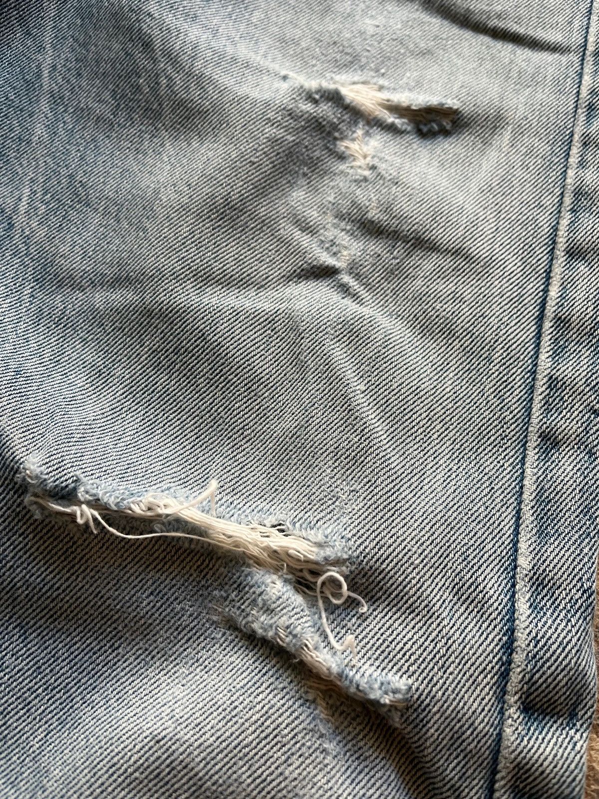 Levi's Levi’s Made In France Jeans Sz W29 L36 Distressed Jeans Size 29" - 3 Thumbnail