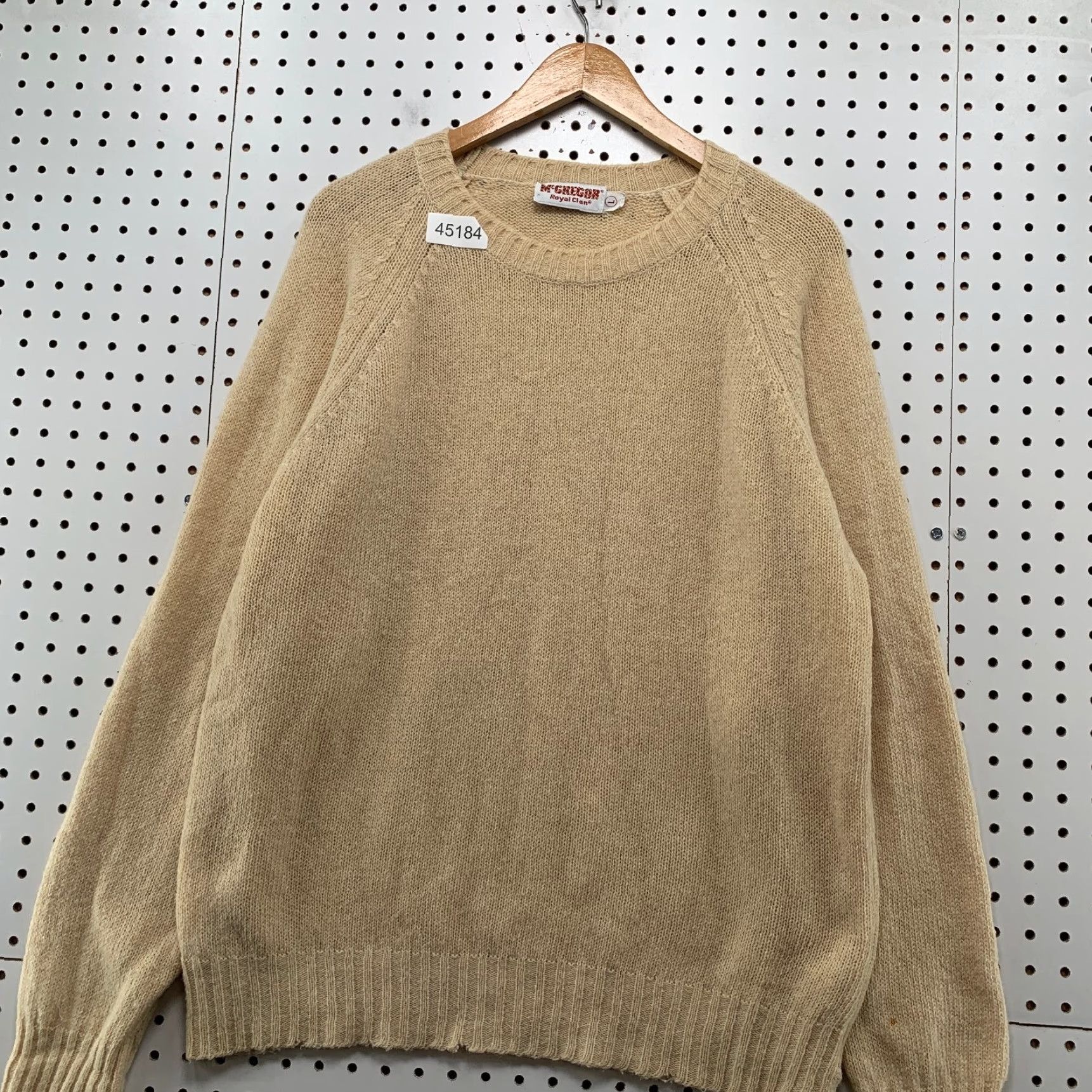 McGregor VINTAGE McGregor Wool Sweater Mens L Beige Royal Clan Grandpa Dad USA Pullover Crew Neck Long Sleeve Knit Winter Casual Mens Wool 80s 90s Size US L / EU 52-54 / 3 - 2 Thumbnail