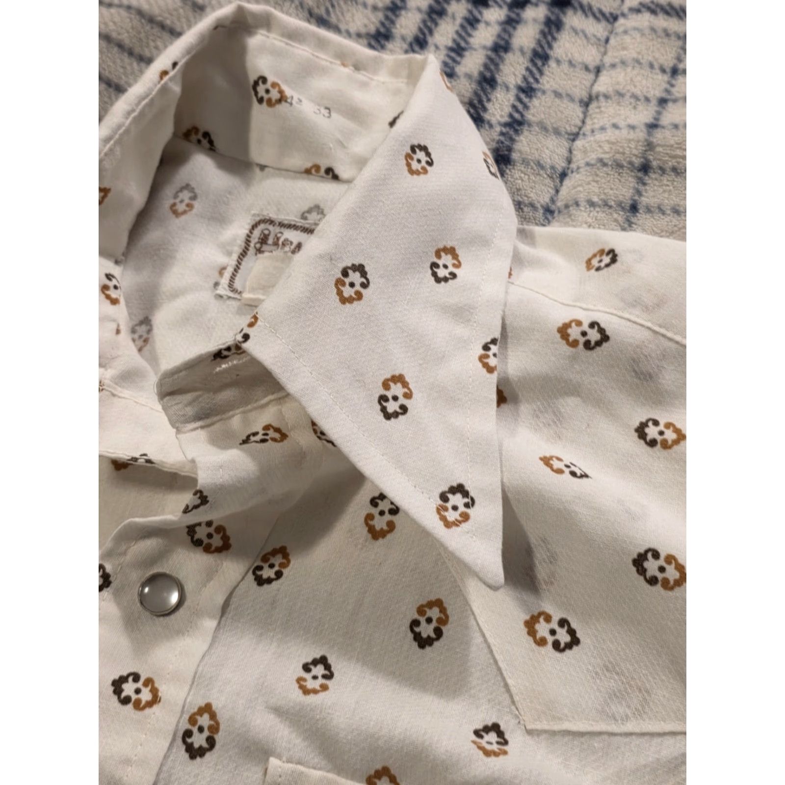 Vintage VINTAGE 60s H Bar C Long Sleeve Pearl Snap Western Shirt Mens Size S White Polyester Rockabilly Western Button-Up Size US S / EU 44-46 / 1 - 5 Thumbnail
