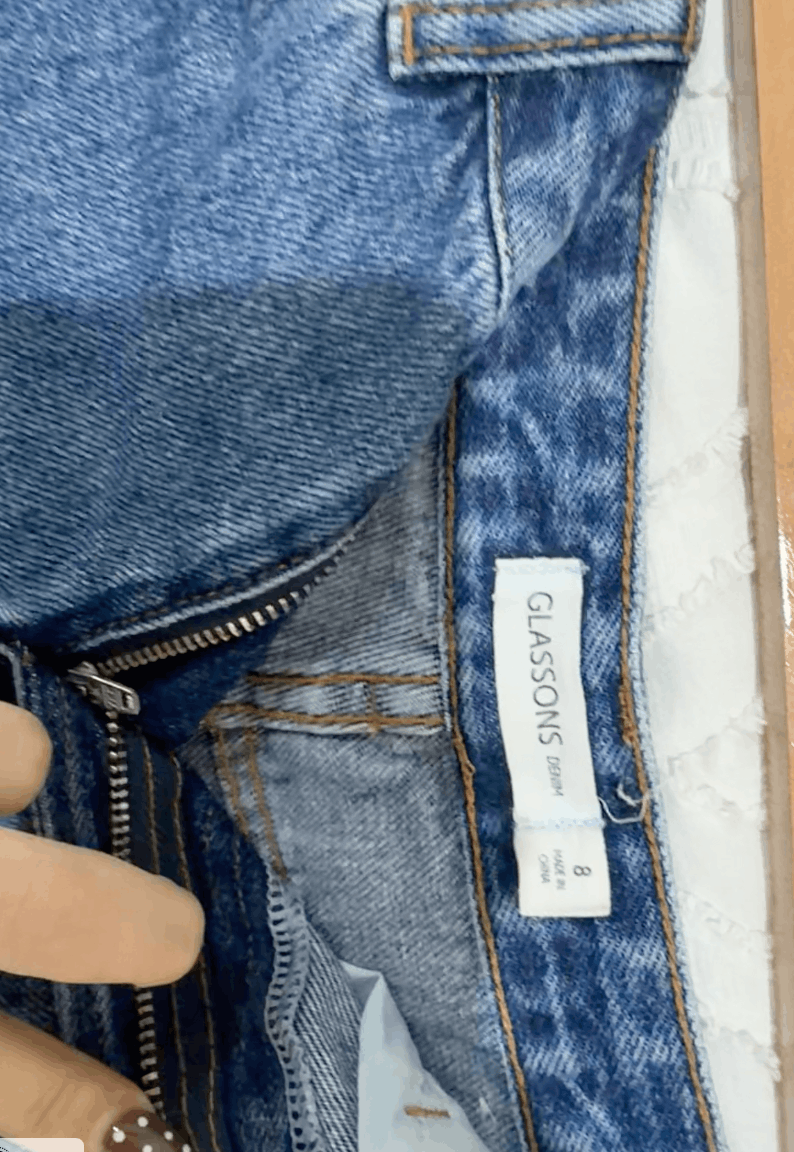 Other Glassons size 8 denim shorts Size 30" / US 8 / IT 44 - 2 Thumbnail