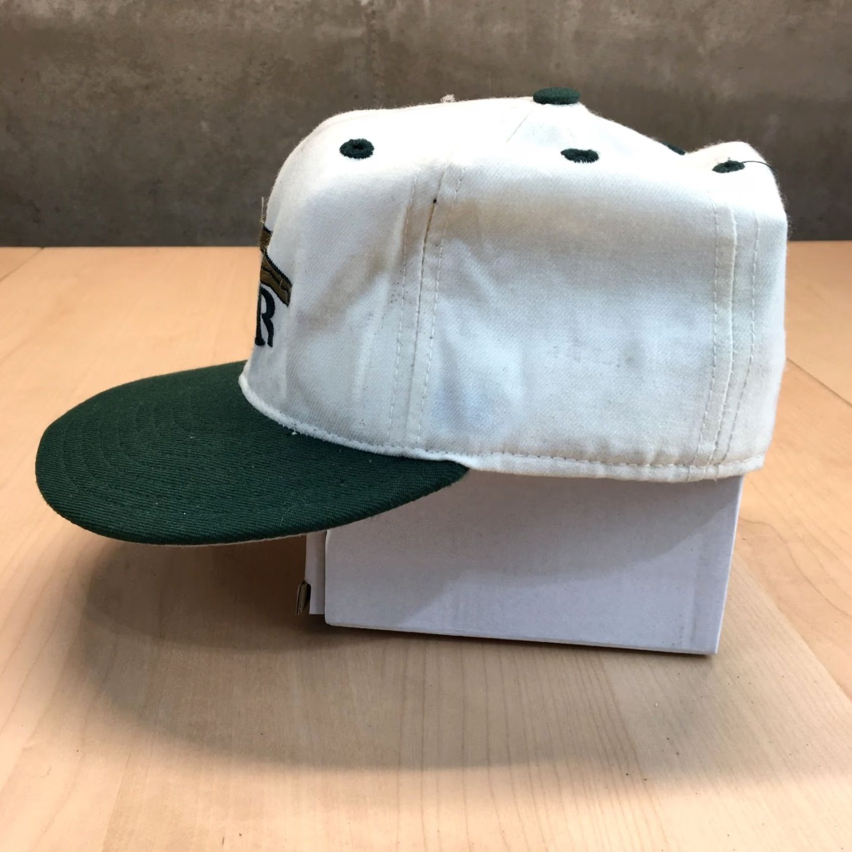 New Era VINTAGE New Era Jaguar Cars Hat Mens 7 1/4 White USA 5950 Pro Model Wool Racing Baseball Cap 90s Cars USA Mens Size ONE SIZE - 4 Thumbnail