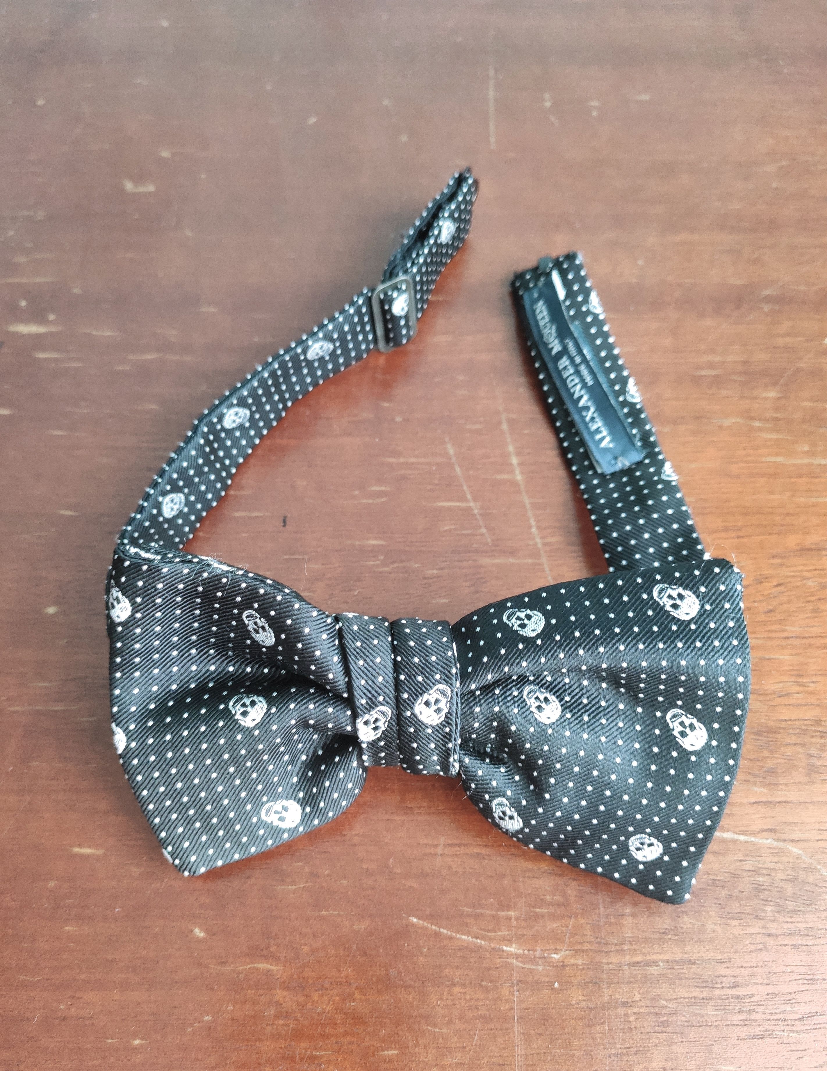 Alexander McQueen Bowtie x2.Like Saint Laurent or Dior Homme. Size ONE SIZE - 5 Thumbnail